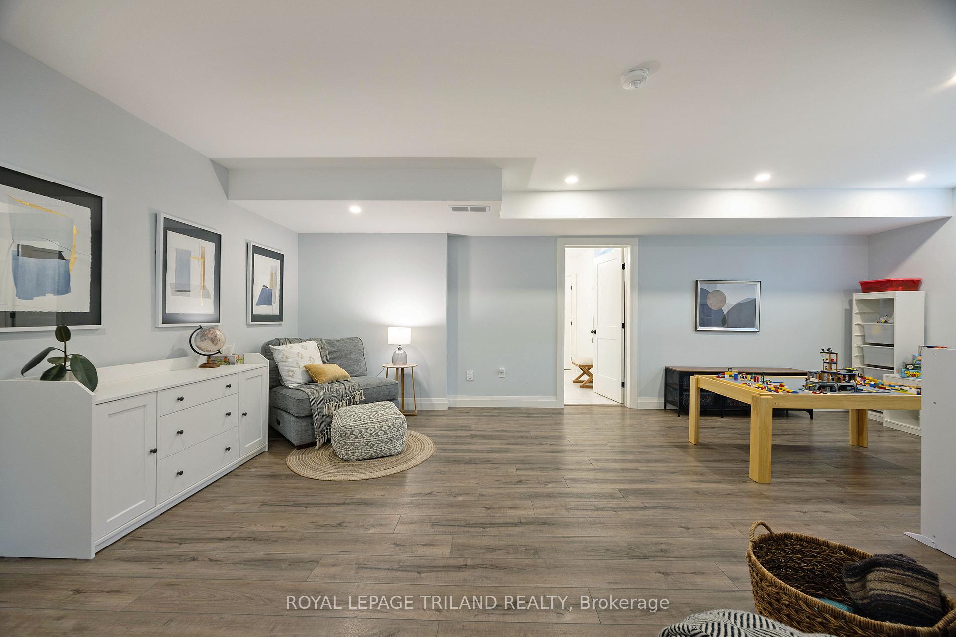 Photo 31 of 39564 Fingal Line, Southwold, Rural Southwold — HOMEH