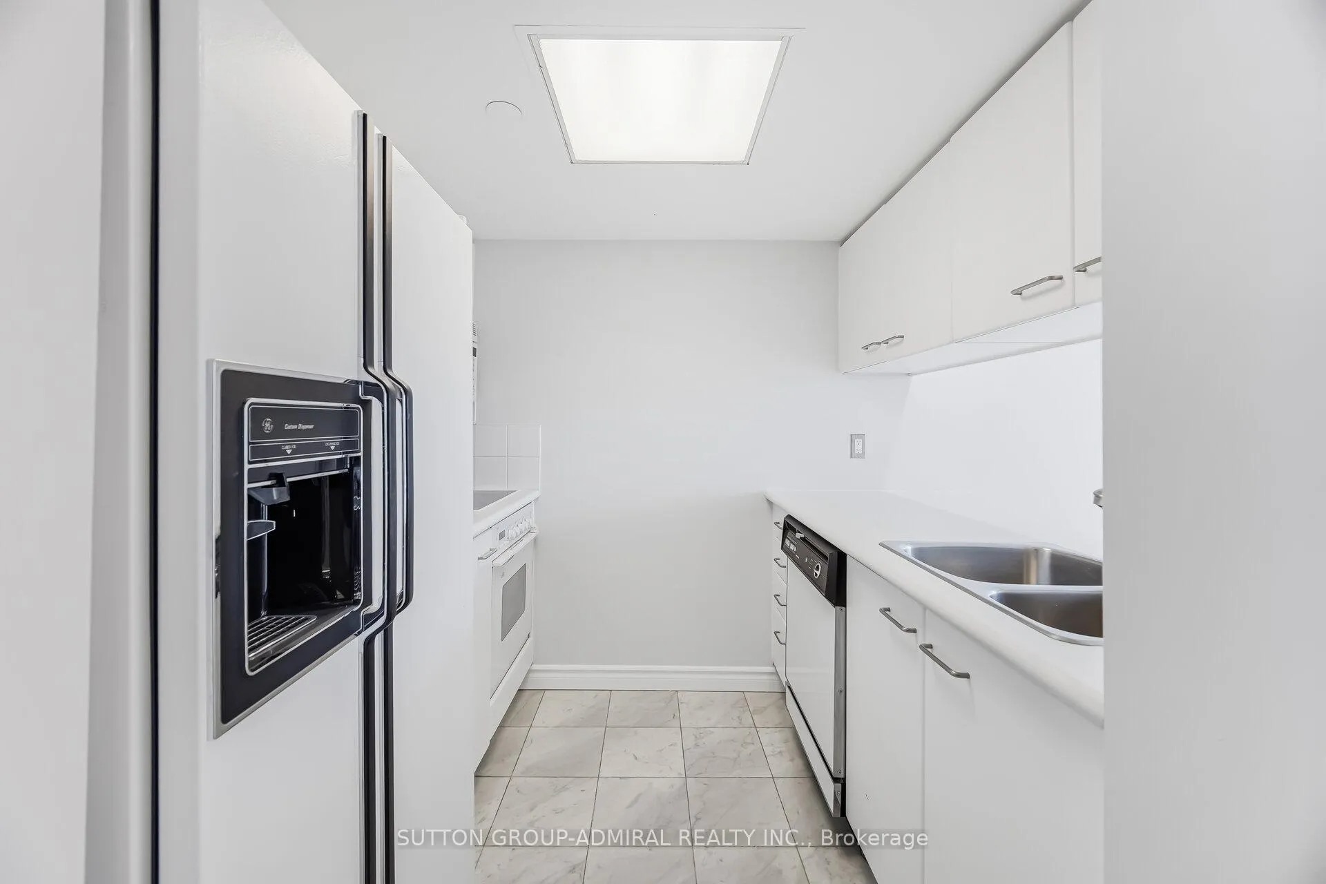 Photo 10 of Unit #3413, 38 Elm Street, Toronto, Bay Street Corridor — HOMEH