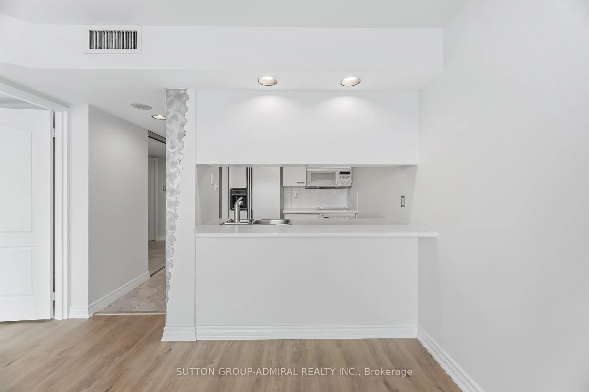 Photo 13 of Unit #3413, 38 Elm Street, Toronto, Bay Street Corridor — HOMEH