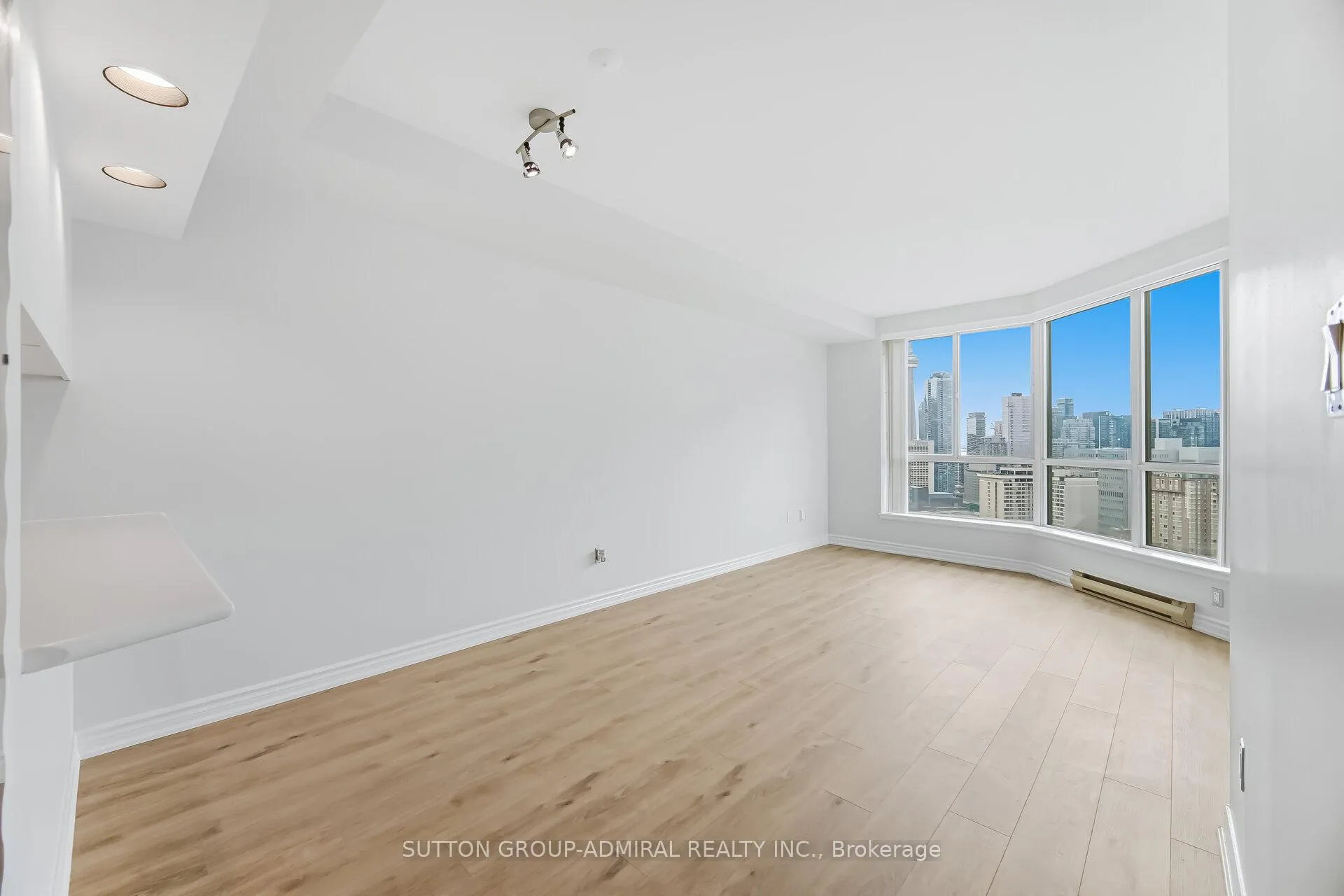 Photo 14 of Unit #3413, 38 Elm Street, Toronto, Bay Street Corridor — HOMEH