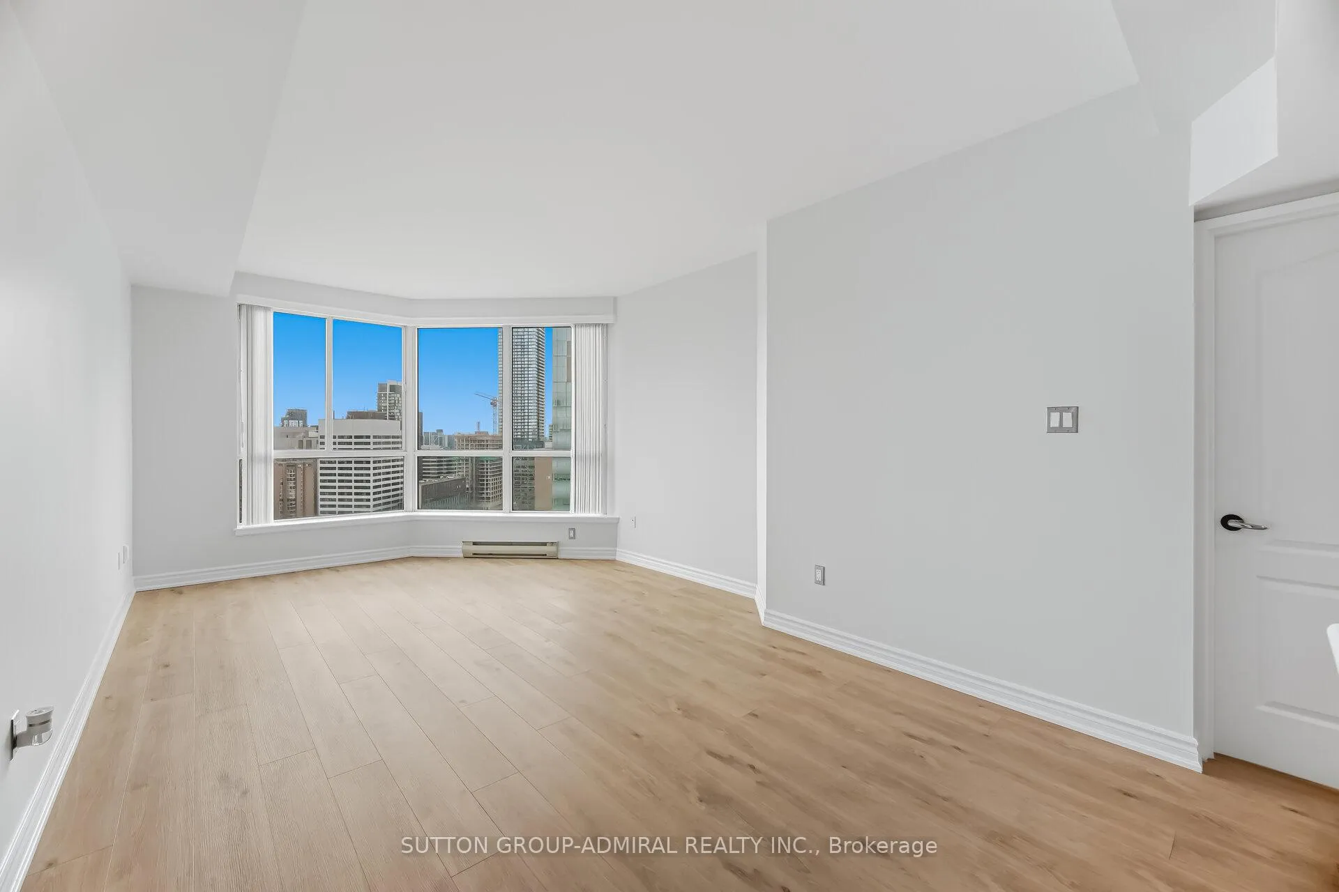 Photo 17 of Unit #3413, 38 Elm Street, Toronto, Bay Street Corridor — HOMEH