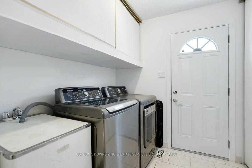 Photo 20 of 30 Ardell Grove, Ottawa, Craig Henry/Woodvale — HOMEH