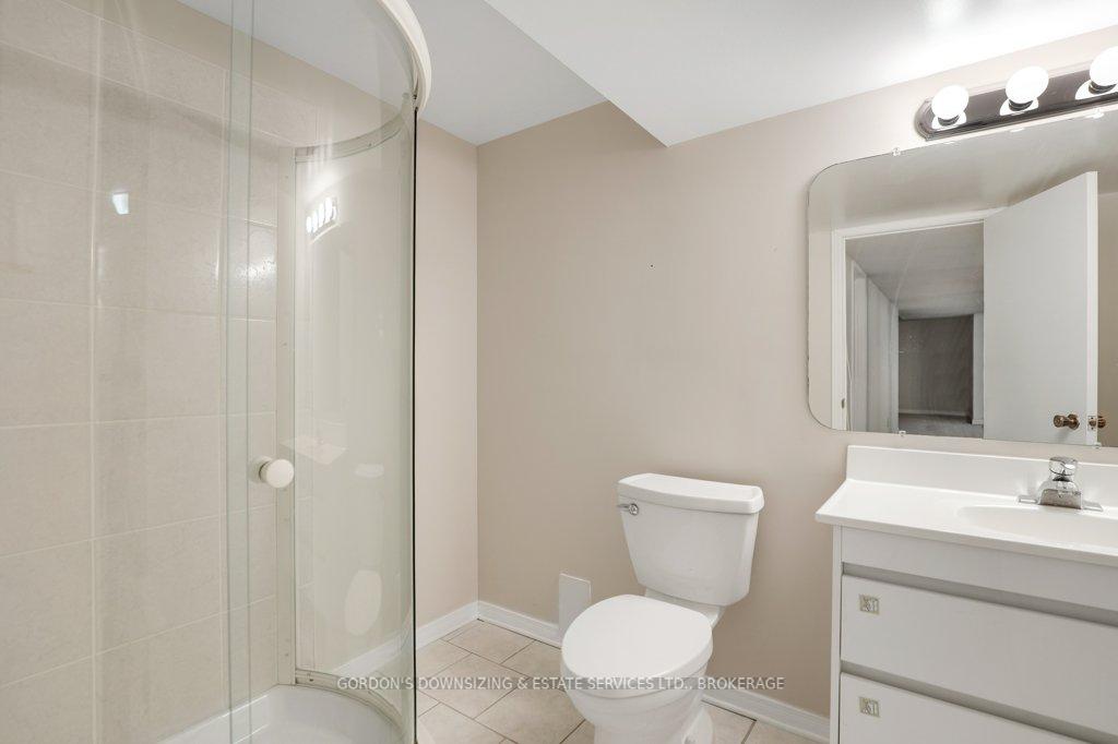 Photo 37 of 30 Ardell Grove, Ottawa, Craig Henry/Woodvale — HOMEH