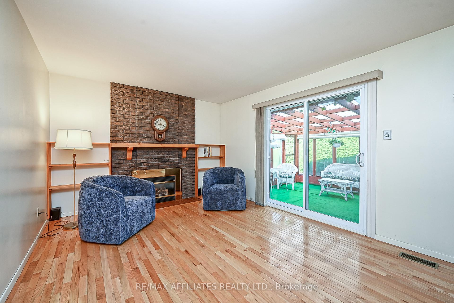 Photo 14 of 57 Meadowbank Drive, Ottawa, Briargreen — HOMEH