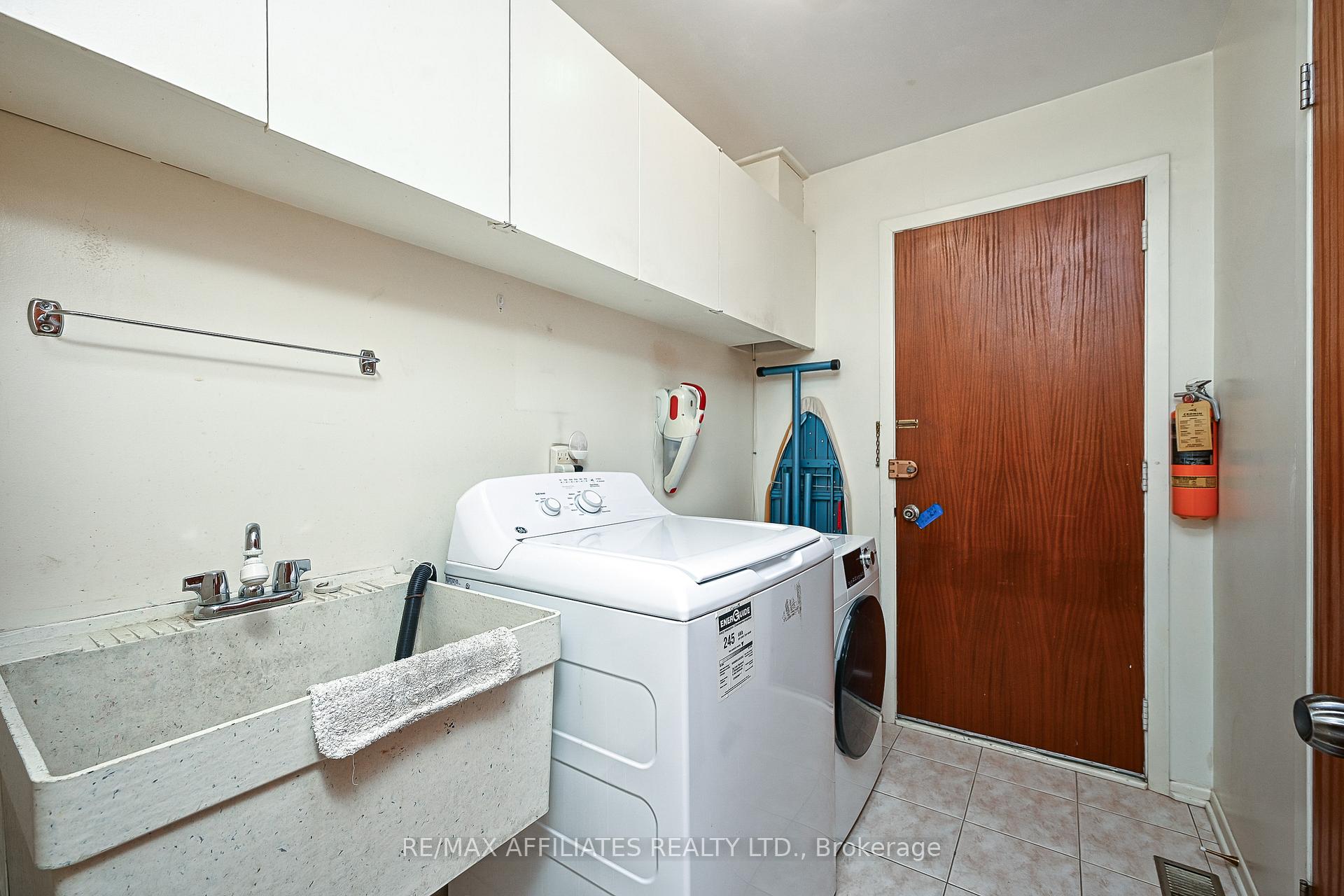 Photo 16 of 57 Meadowbank Drive, Ottawa, Briargreen — HOMEH