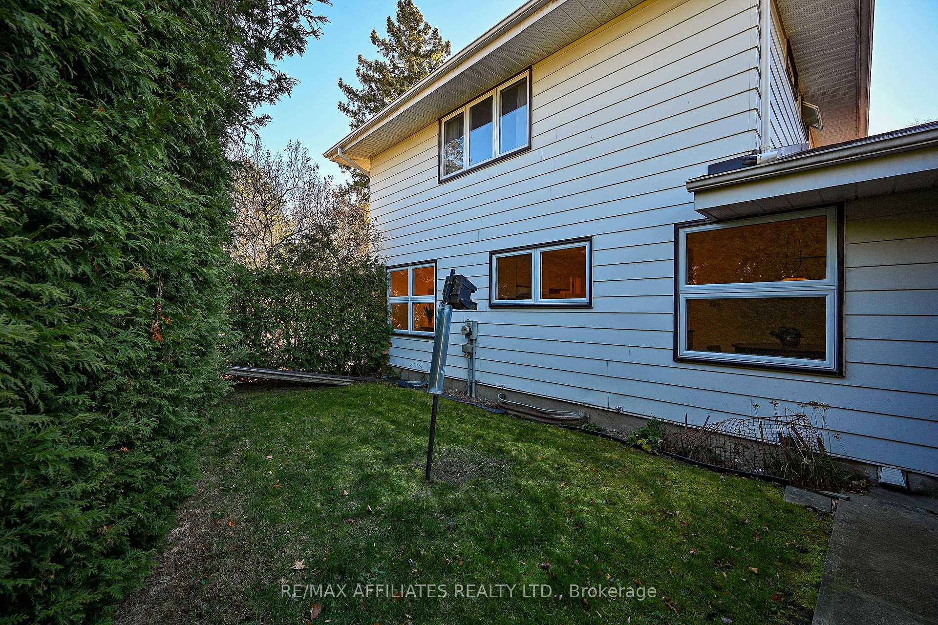 Photo 35 of 57 Meadowbank Drive, Ottawa, Briargreen — HOMEH