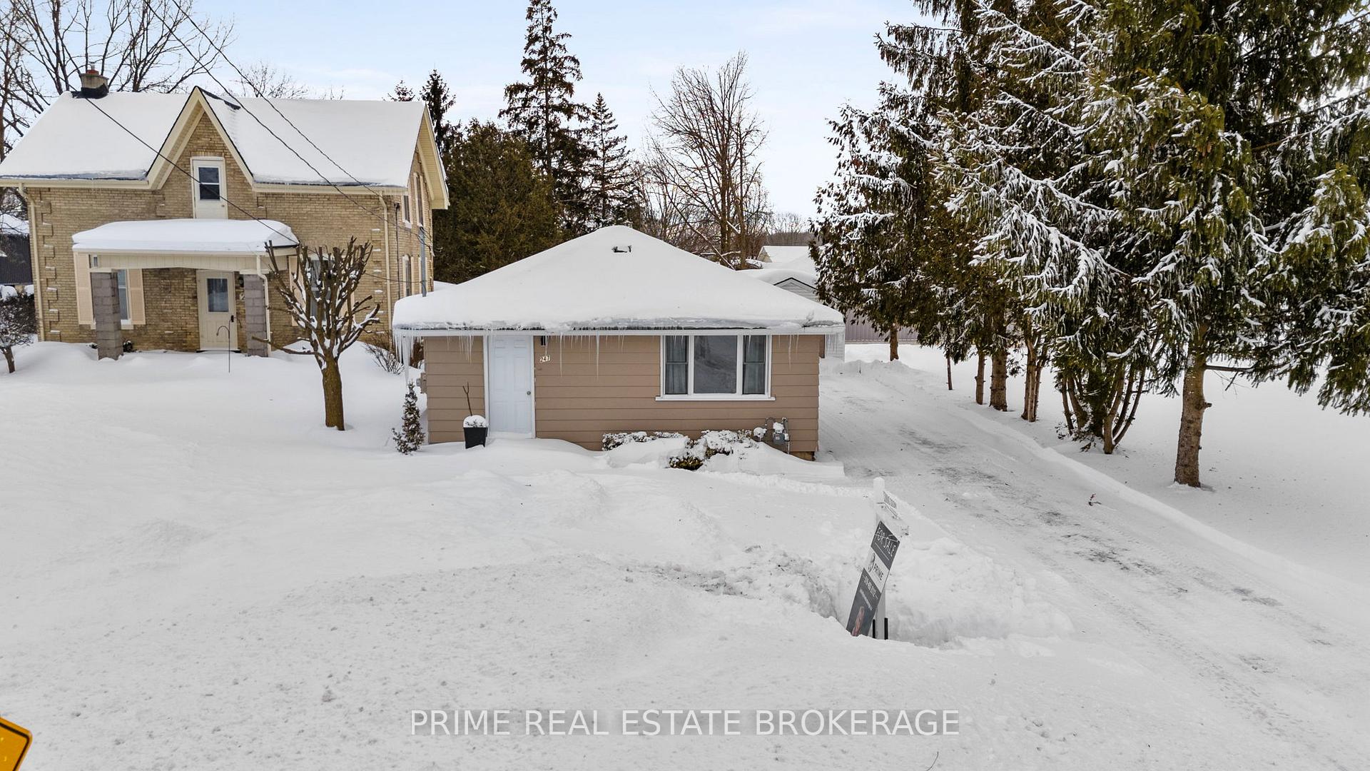 Photo 2 of 247 Huron Street W, South Huron, Exeter — HOMEH
