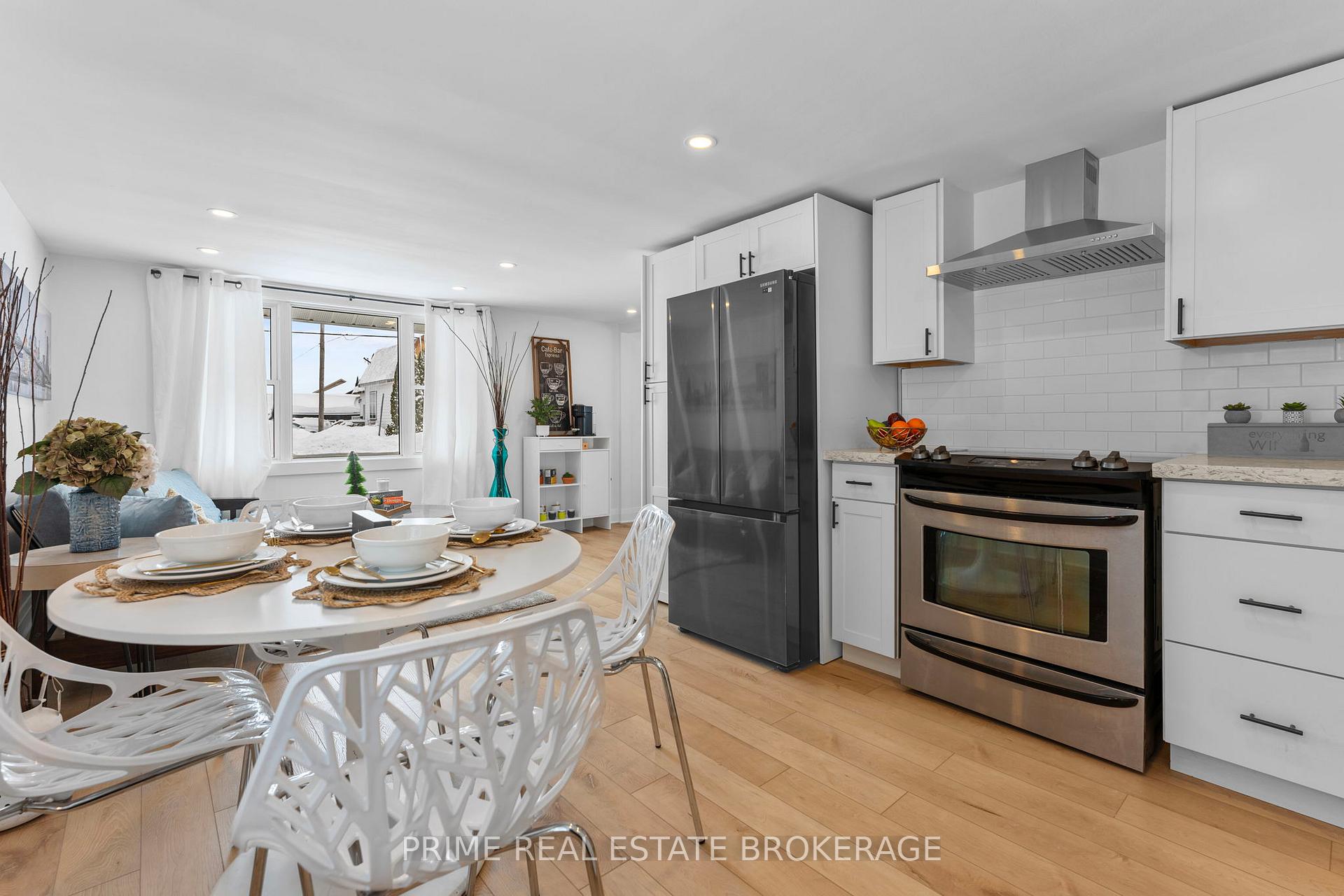 Photo 7 of 247 Huron Street W, South Huron, Exeter — HOMEH