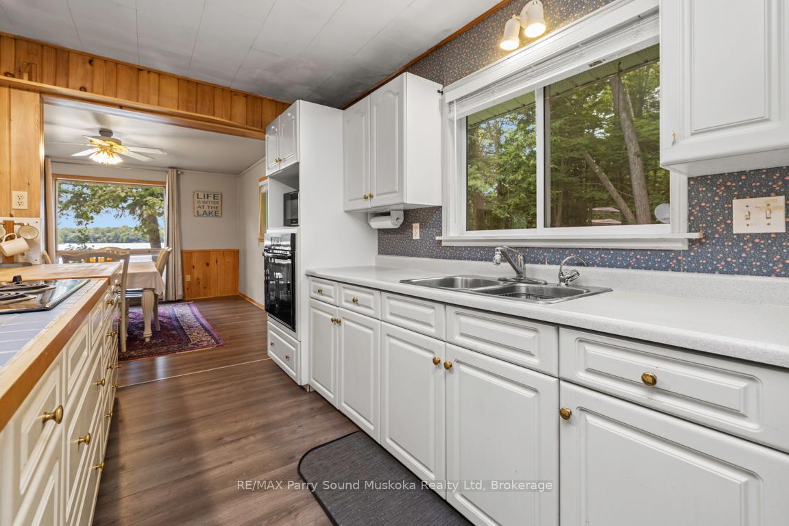 Photo 20 of 4 Mckechnie Road S, Seguin — HOMEH