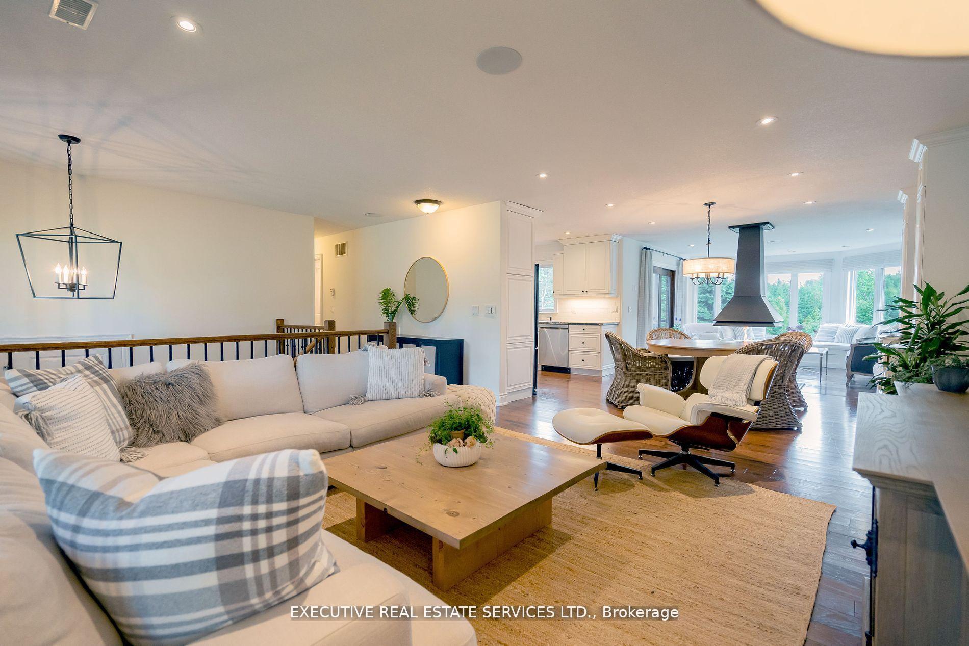 Photo 6 of 138 Maple Court, Shelburne — HOMEH