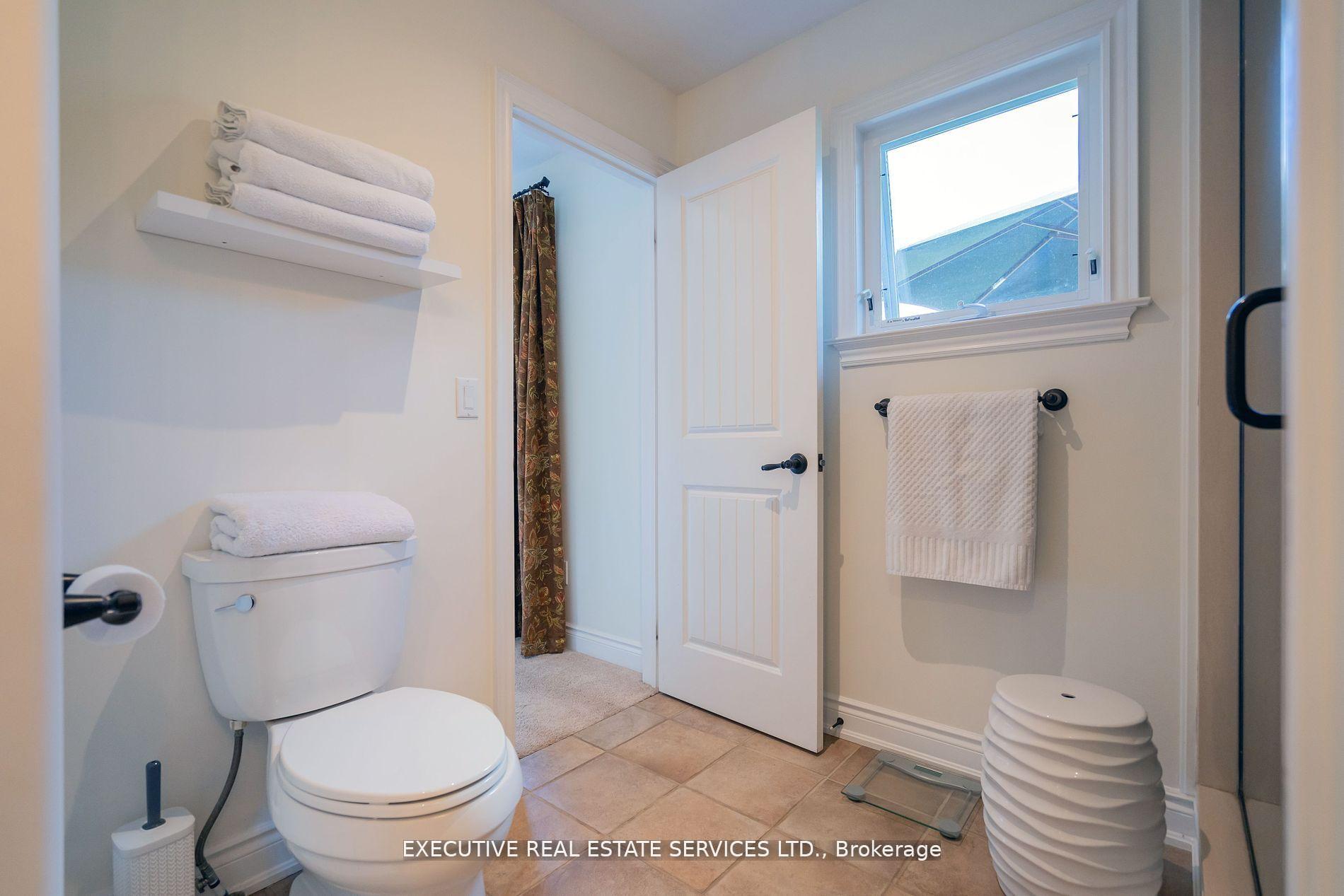 Photo 15 of 138 Maple Court, Shelburne — HOMEH