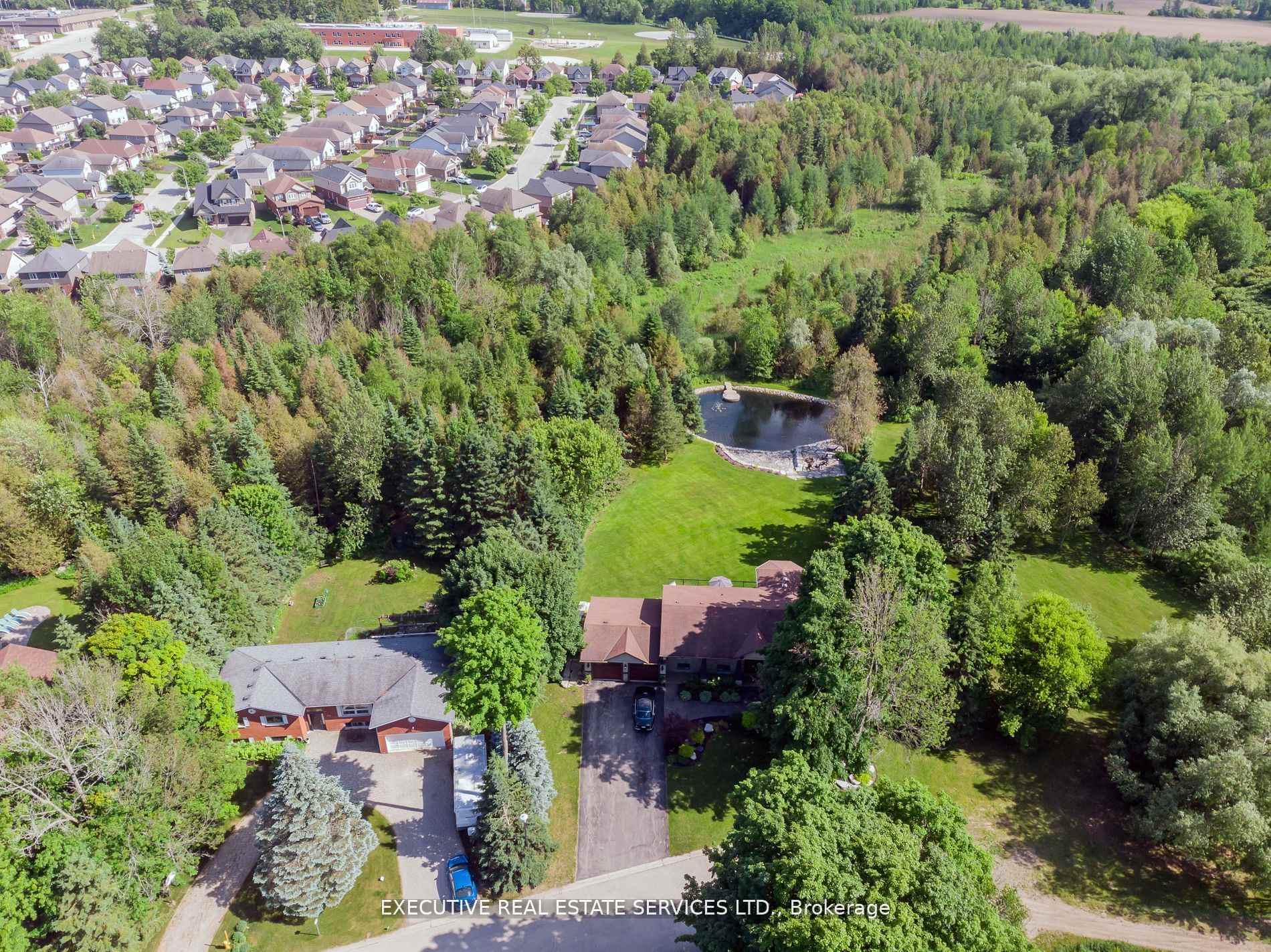 Photo 16 of 138 Maple Court, Shelburne — HOMEH
