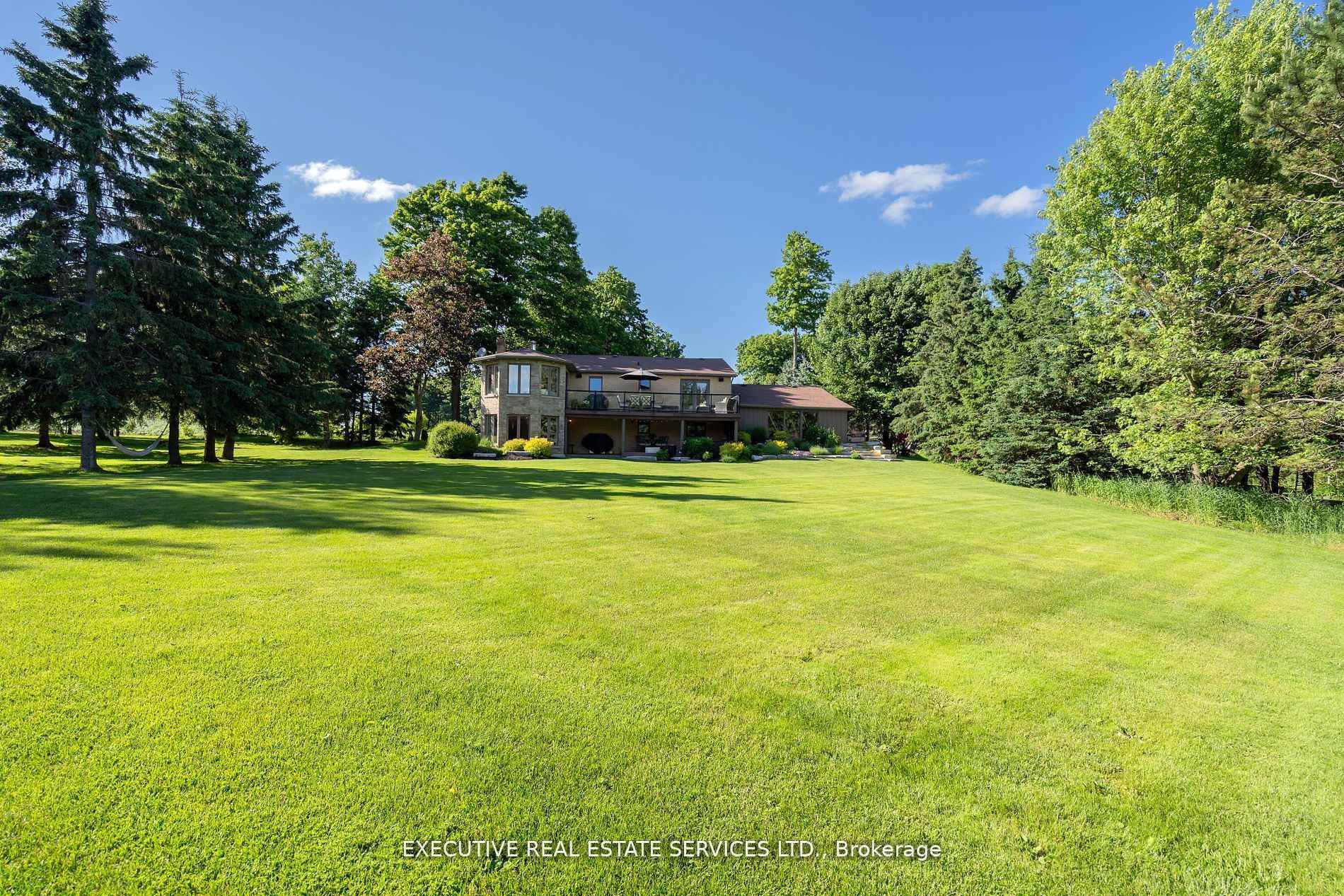 Photo 31 of 138 Maple Court, Shelburne — HOMEH