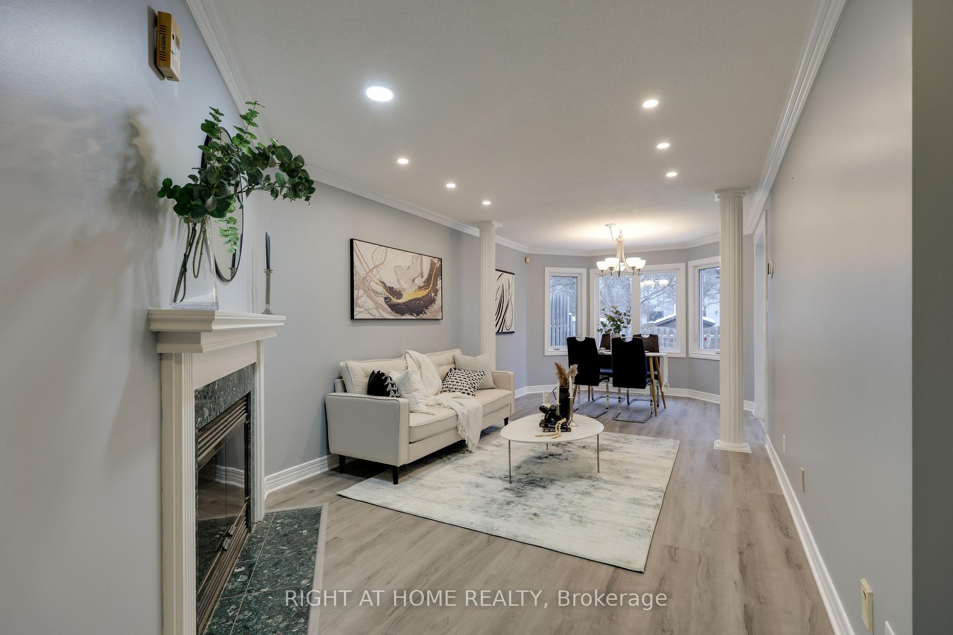 Photo 9 of 128 Thornbury Crescent, Ottawa, Centrepointe — HOMEH