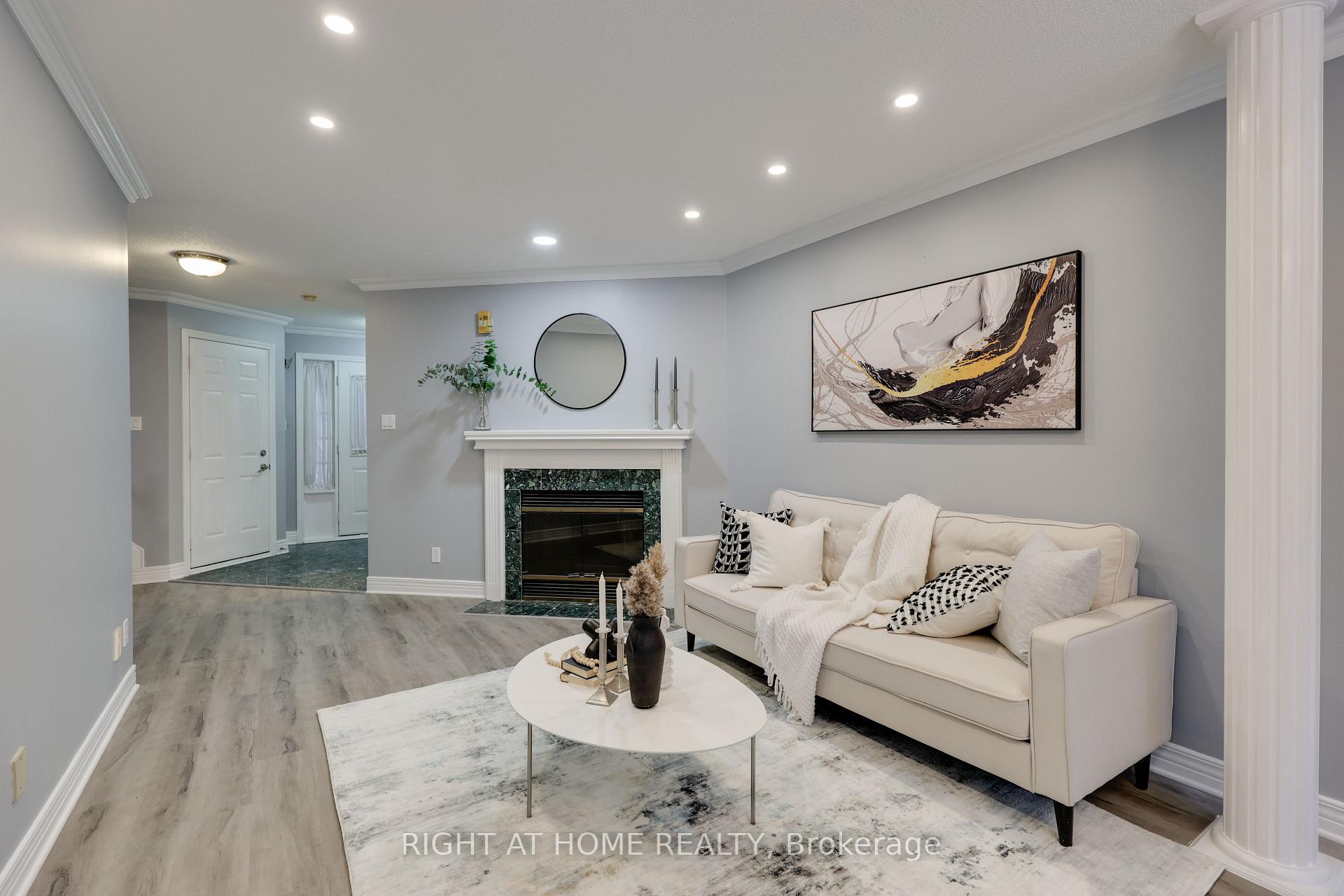 Photo 12 of 128 Thornbury Crescent, Ottawa, Centrepointe — HOMEH