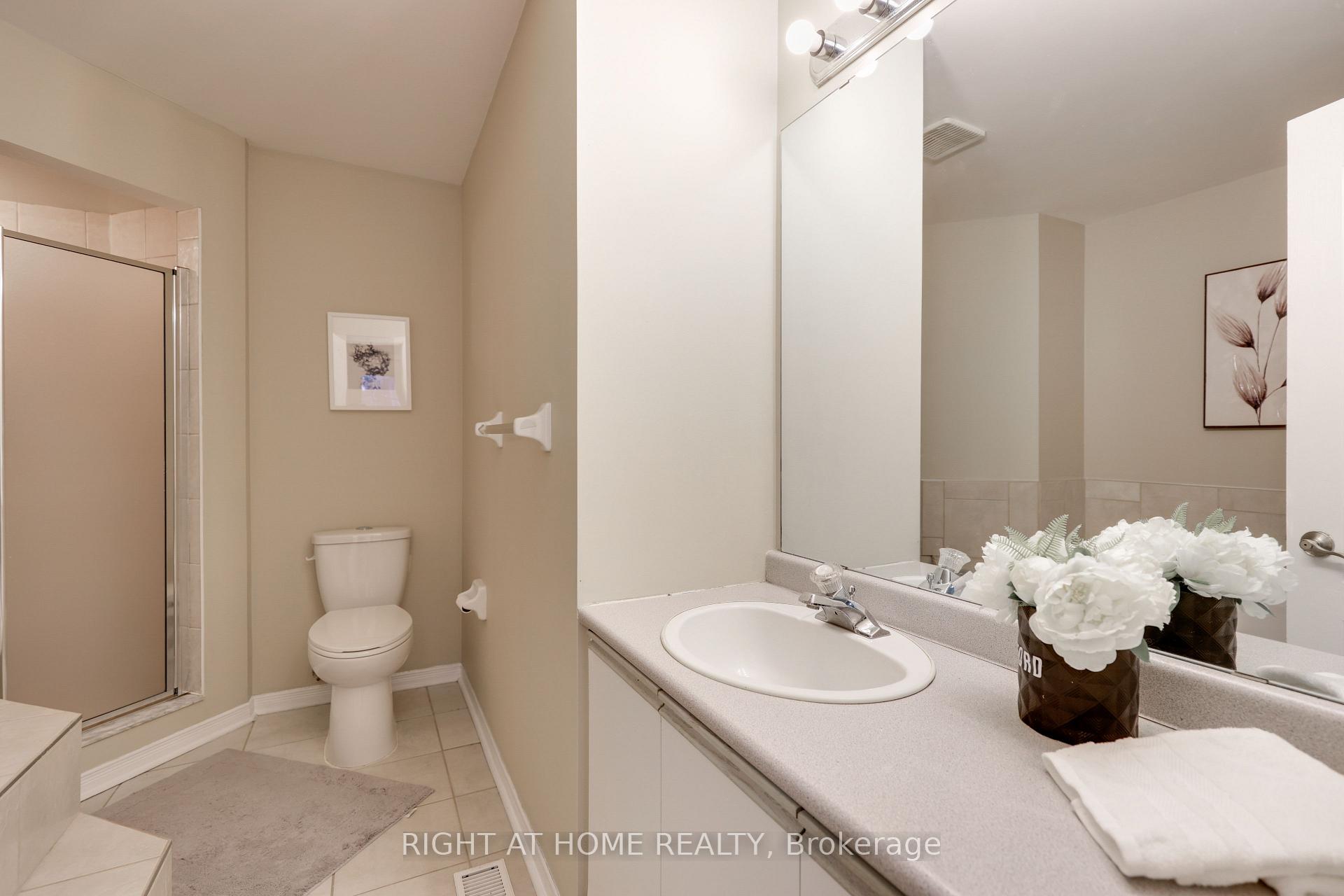 Photo 26 of 128 Thornbury Crescent, Ottawa, Centrepointe — HOMEH