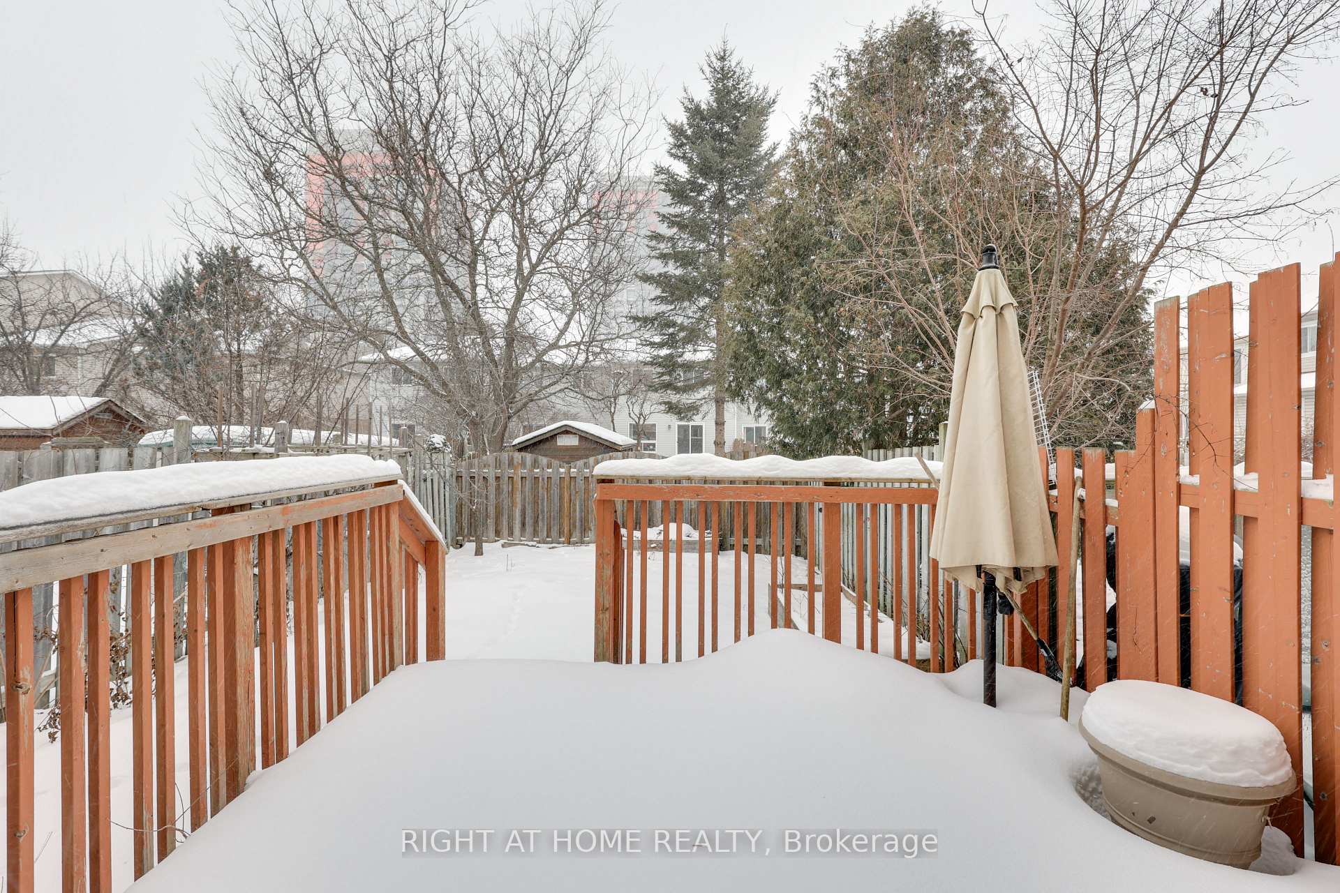 Photo 41 of 128 Thornbury Crescent, Ottawa, Centrepointe — HOMEH