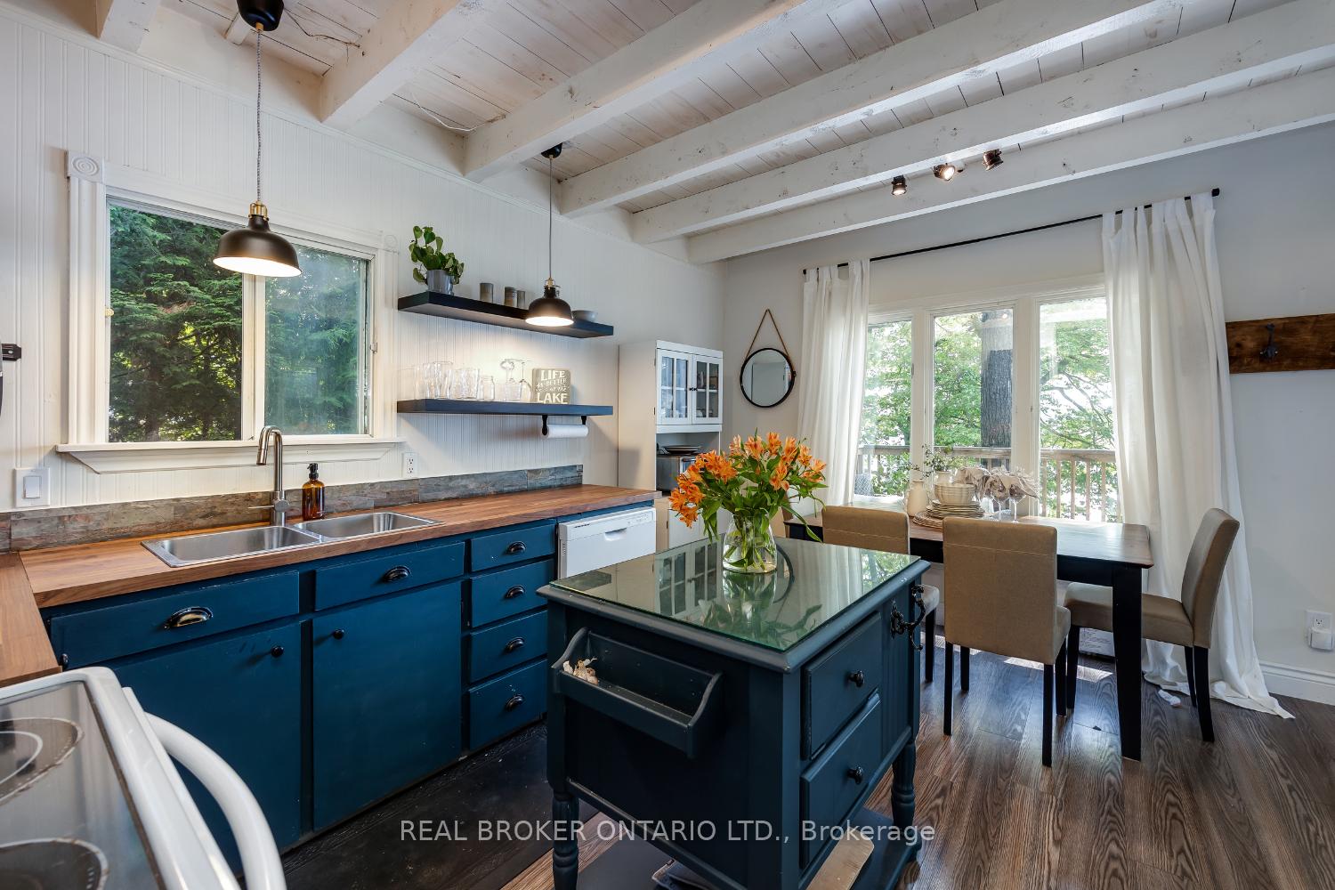 Photo 12 of 126 Pine Point Lane, Scugog, Rural Scugog — HOMEH