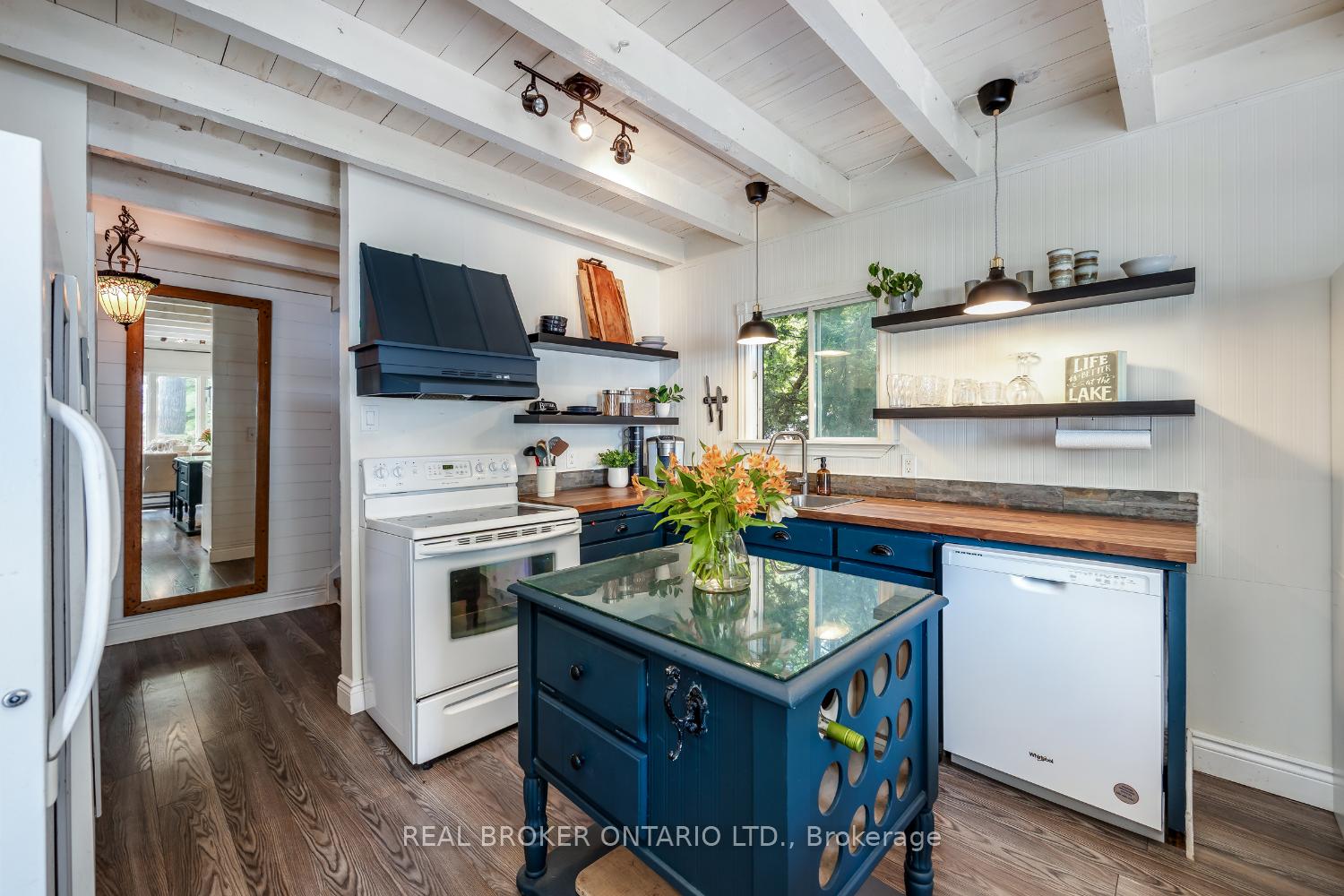 Photo 15 of 126 Pine Point Lane, Scugog, Rural Scugog — HOMEH