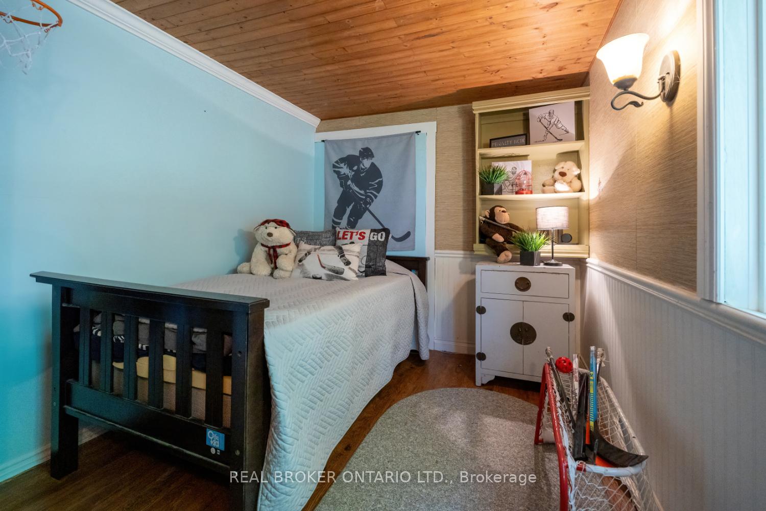 Photo 19 of 126 Pine Point Lane, Scugog, Rural Scugog — HOMEH