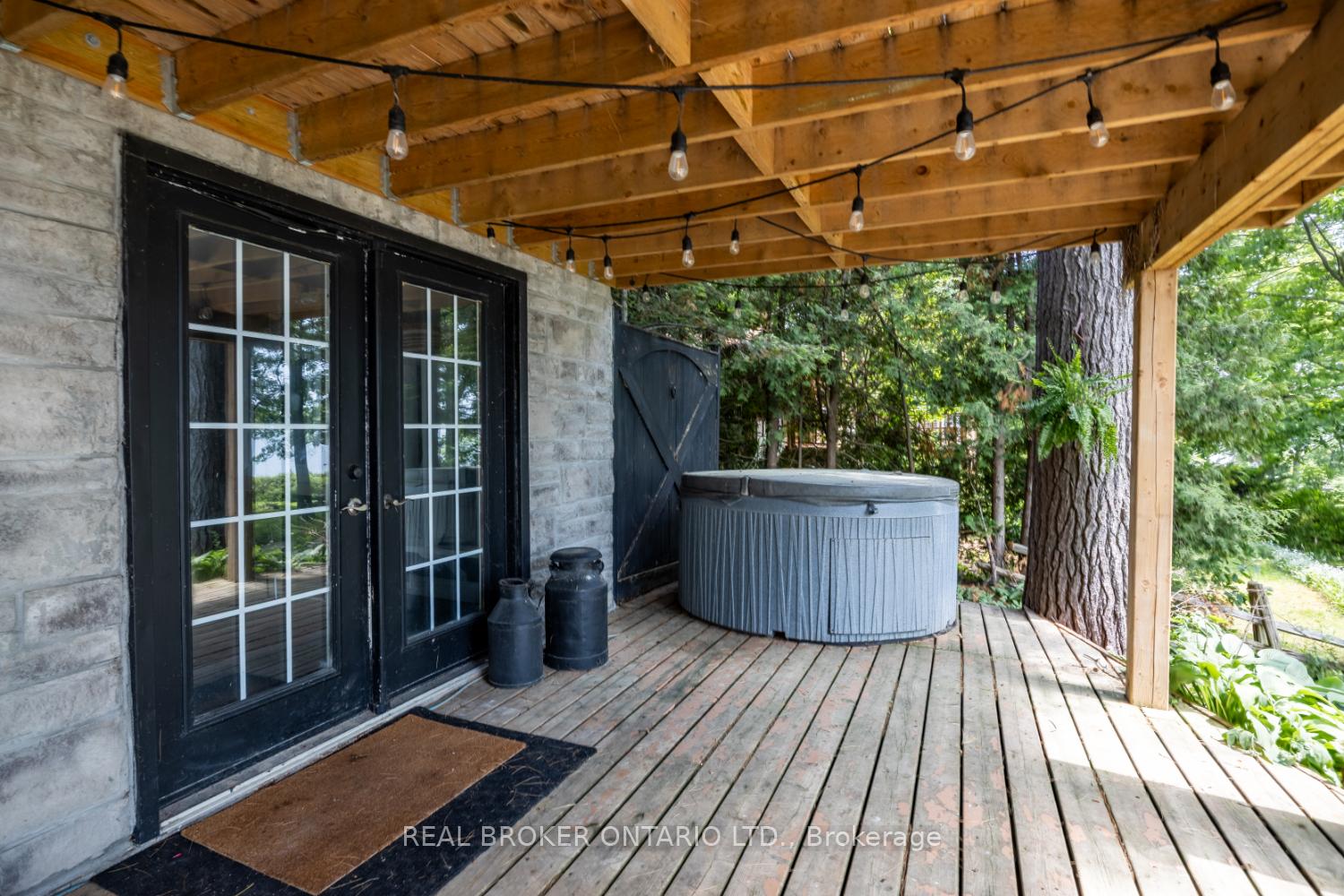 Photo 26 of 126 Pine Point Lane, Scugog, Rural Scugog — HOMEH