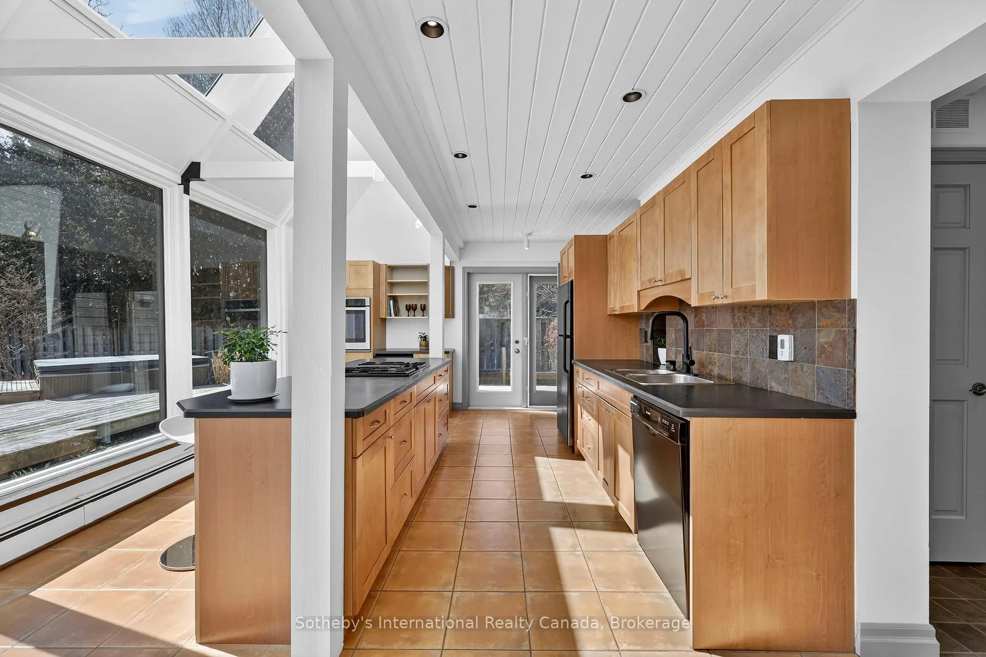 Photo 14 of 288 Sixth Street, Collingwood — HOMEH