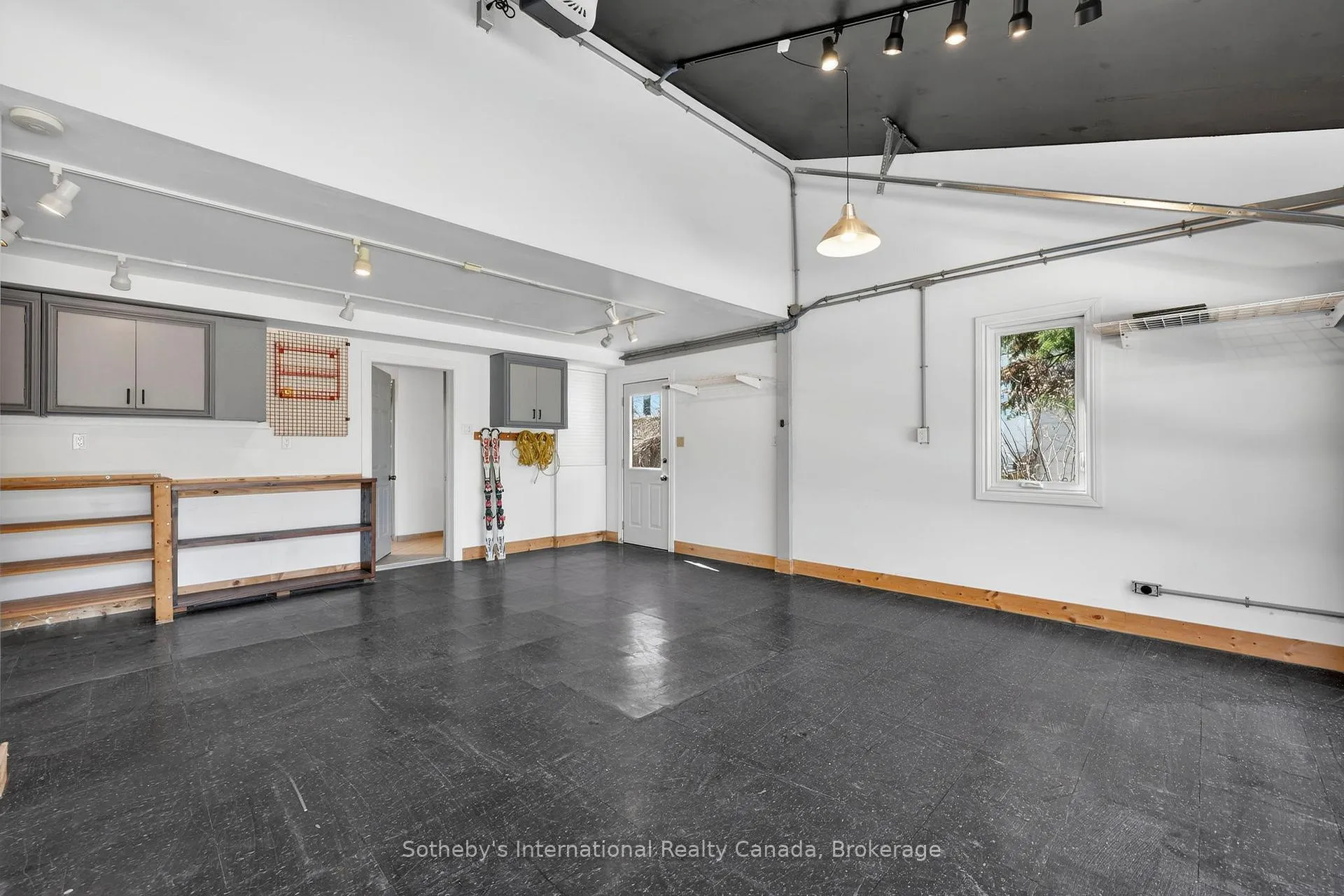 Photo 33 of 288 Sixth Street, Collingwood — HOMEH