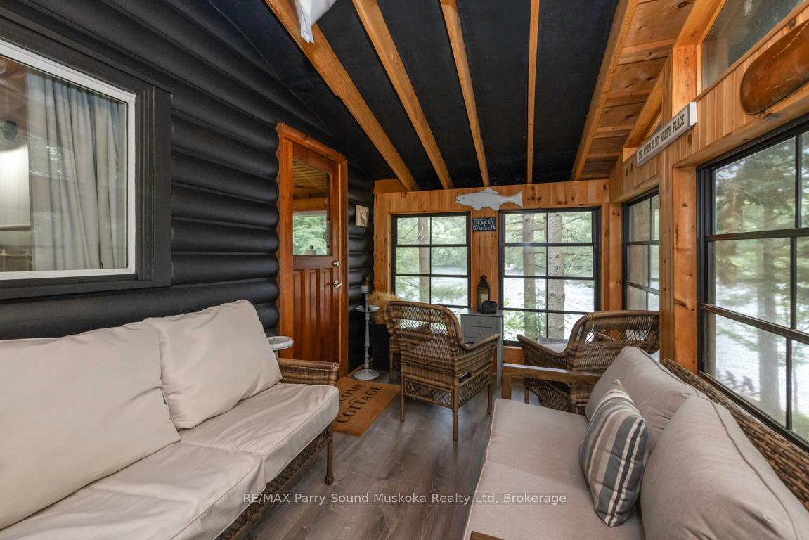 Photo 17 of 3 Post Lane, Seguin — HOMEH