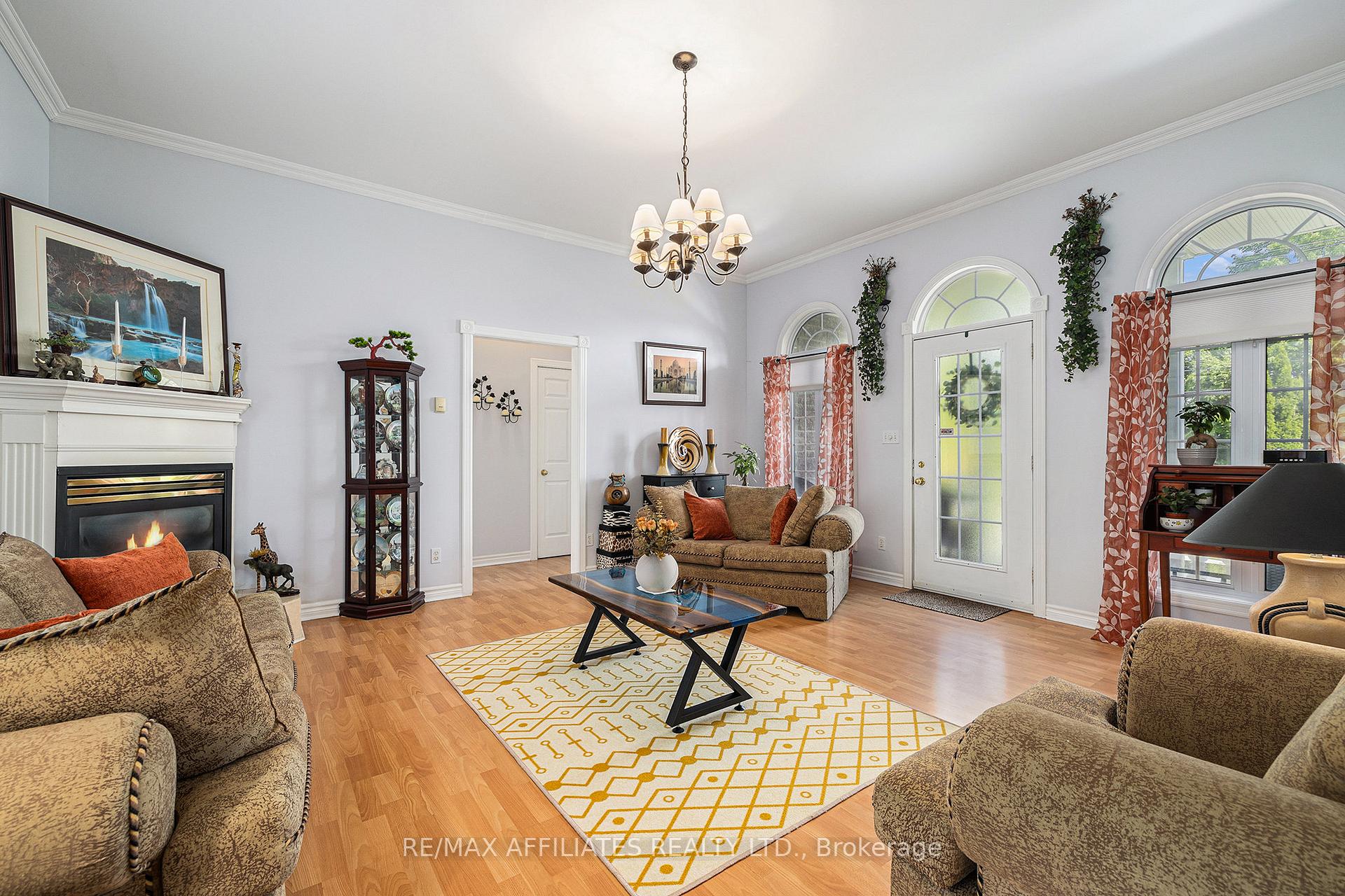 Photo 3 of 58 Eric Hutcheson Road, Smiths Falls — HOMEH