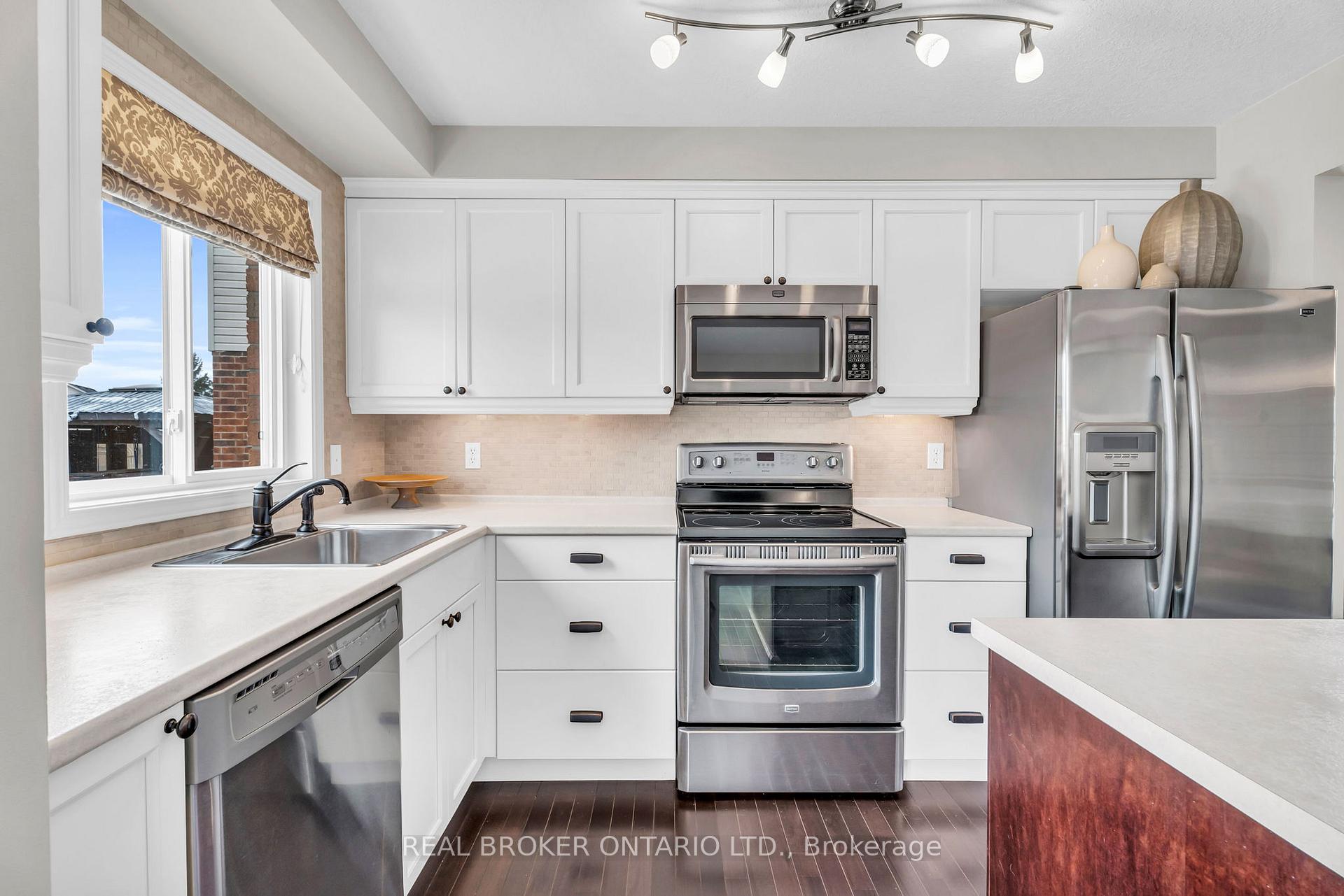 Photo 14 of 552 Simon Street, Shelburne — HOMEH