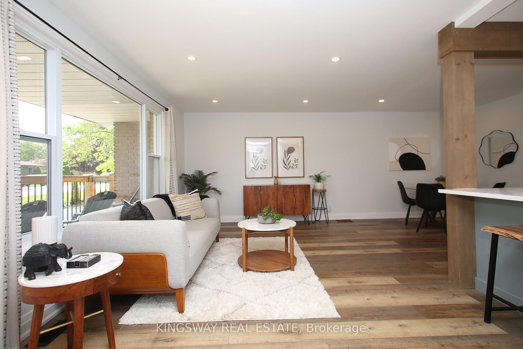 Photo 12 of 124 Greensboro Drive, Scugog, Blackstock — HOMEH
