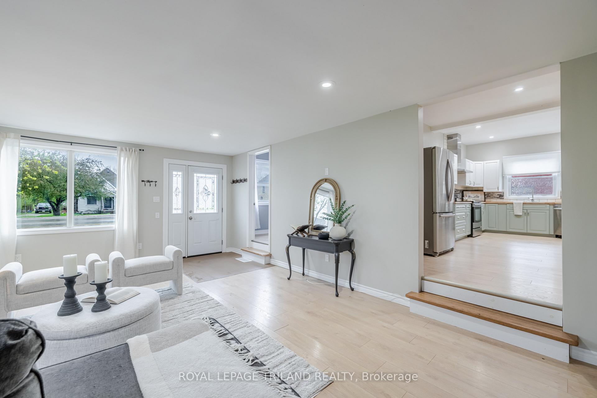 Photo 6 of 10628 Sunset Road, Southwold, Talbotville — HOMEH