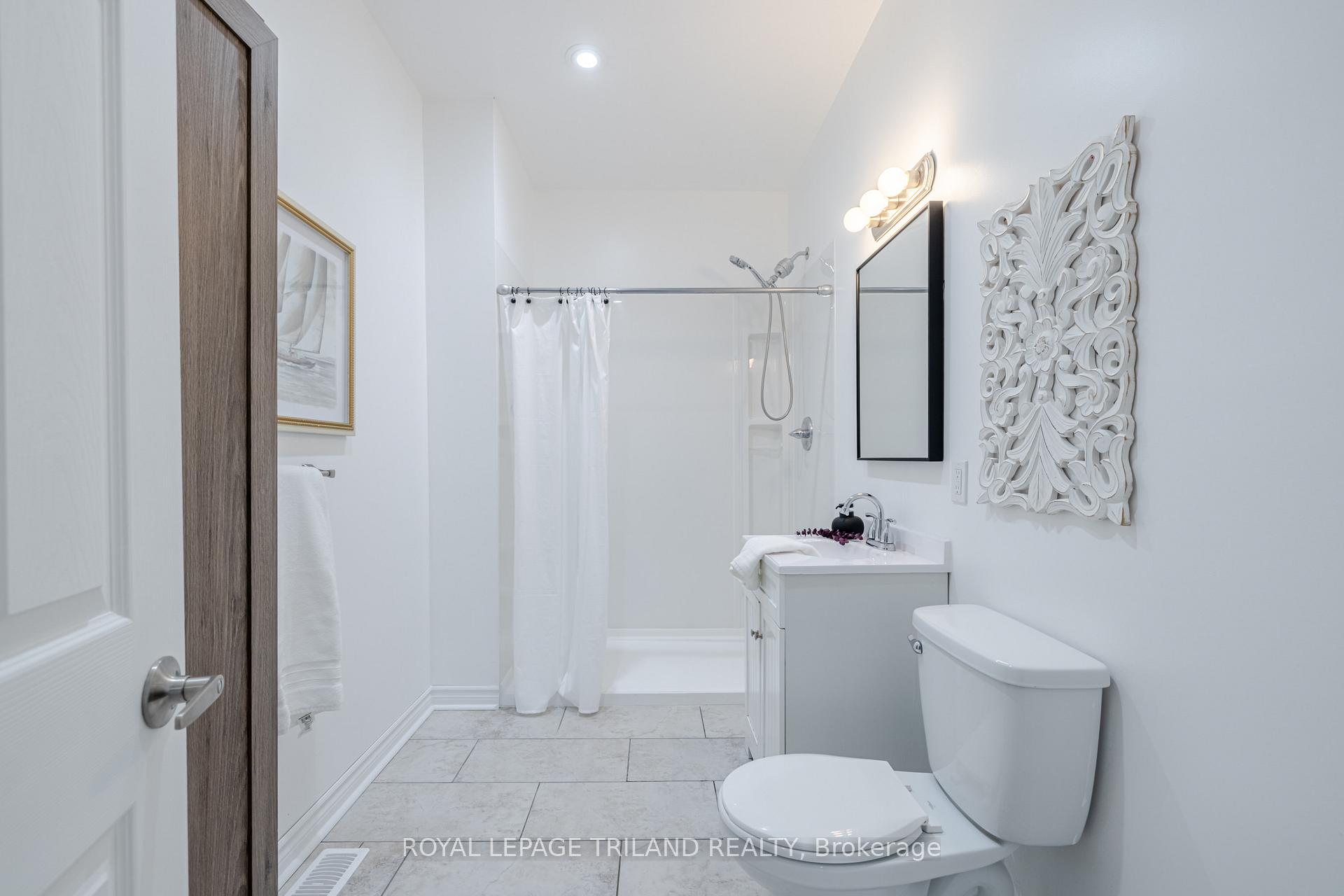 Photo 16 of 10628 Sunset Road, Southwold, Talbotville — HOMEH
