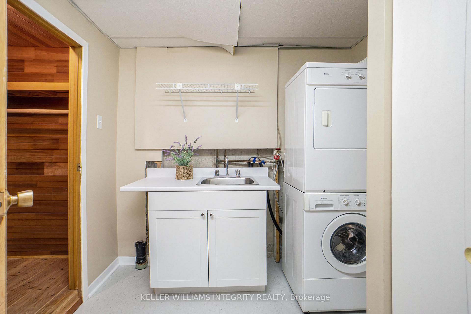 Photo 27 of 93 Hobart Crescent, Ottawa, Sheahan Estates/Trend Village — HOMEH