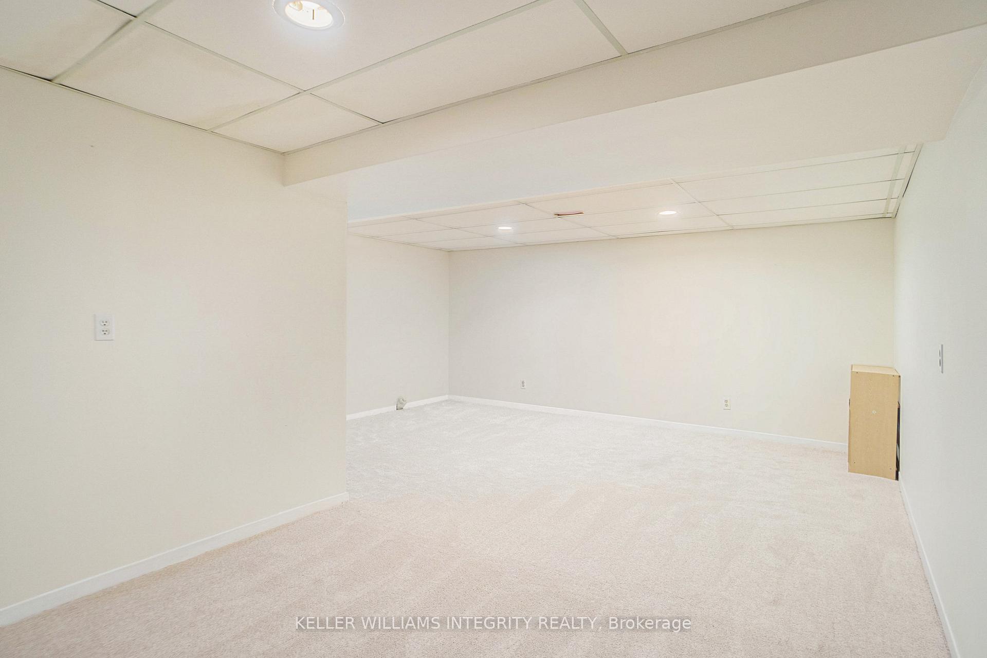 Photo 31 of 93 Hobart Crescent, Ottawa, Sheahan Estates/Trend Village — HOMEH