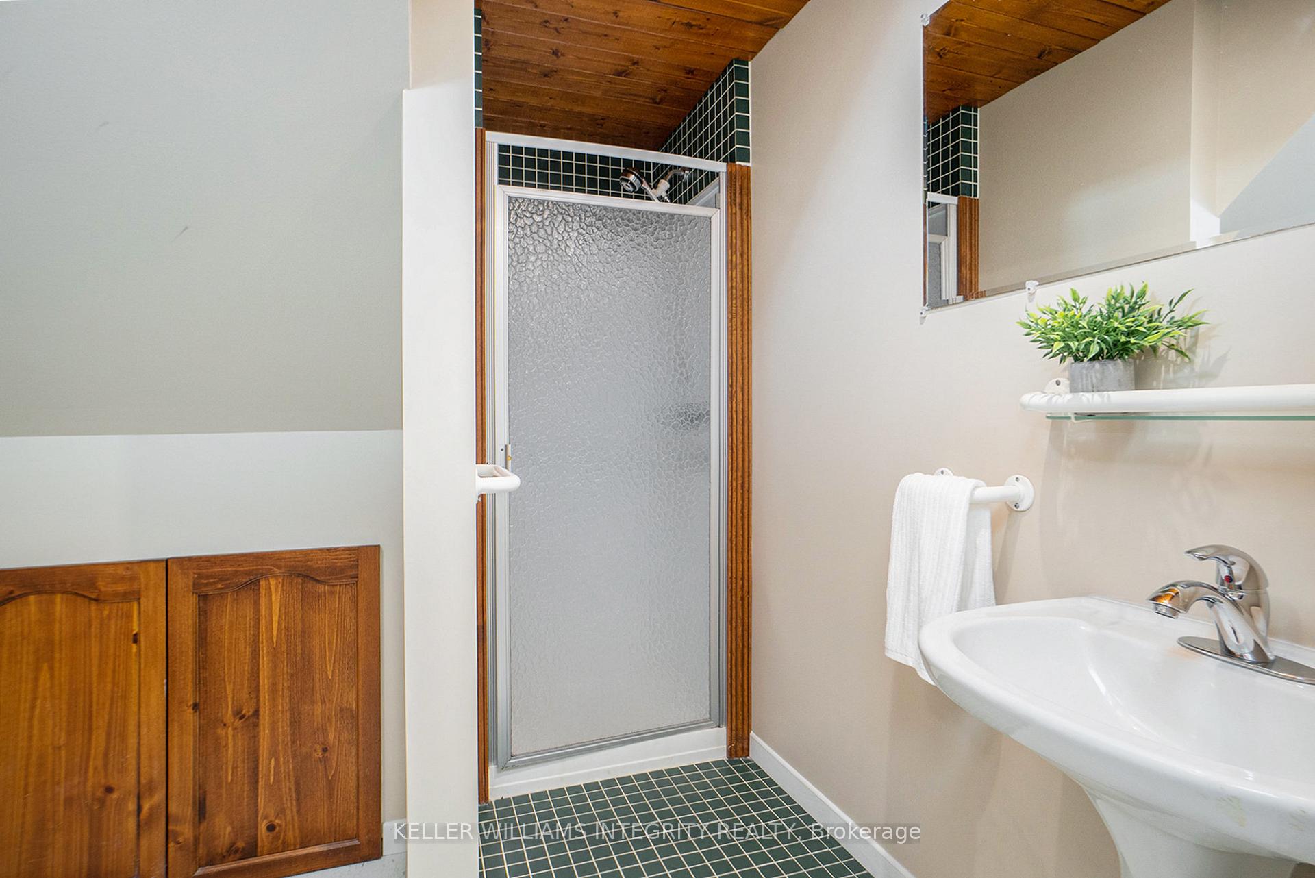 Photo 33 of 93 Hobart Crescent, Ottawa, Sheahan Estates/Trend Village — HOMEH
