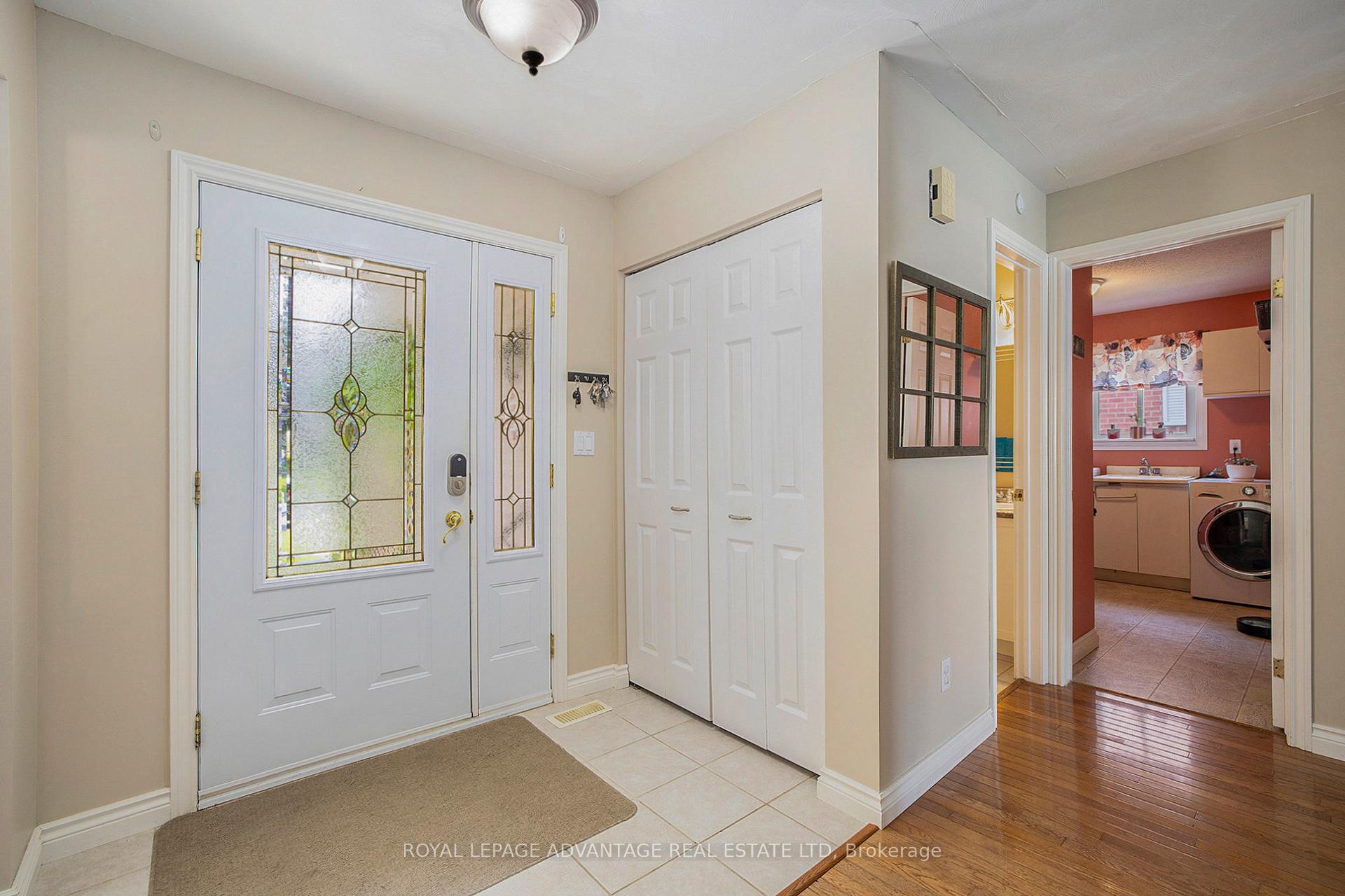 Photo 3 of 267 Wood Avenue, Smiths Falls — HOMEH