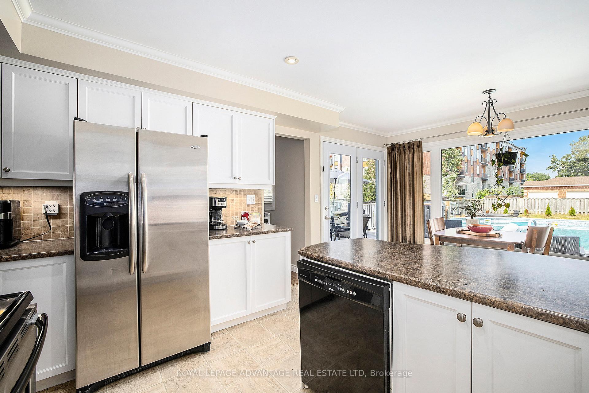Photo 12 of 267 Wood Avenue, Smiths Falls — HOMEH