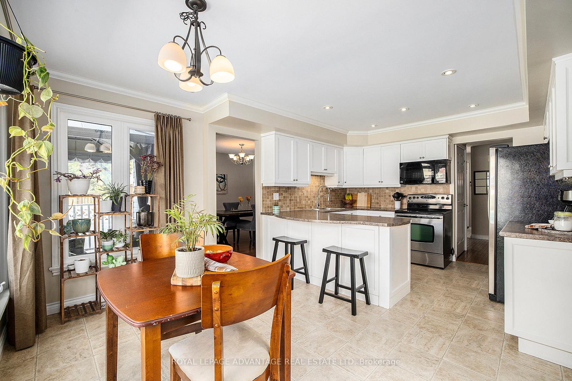 Photo 13 of 267 Wood Avenue, Smiths Falls — HOMEH
