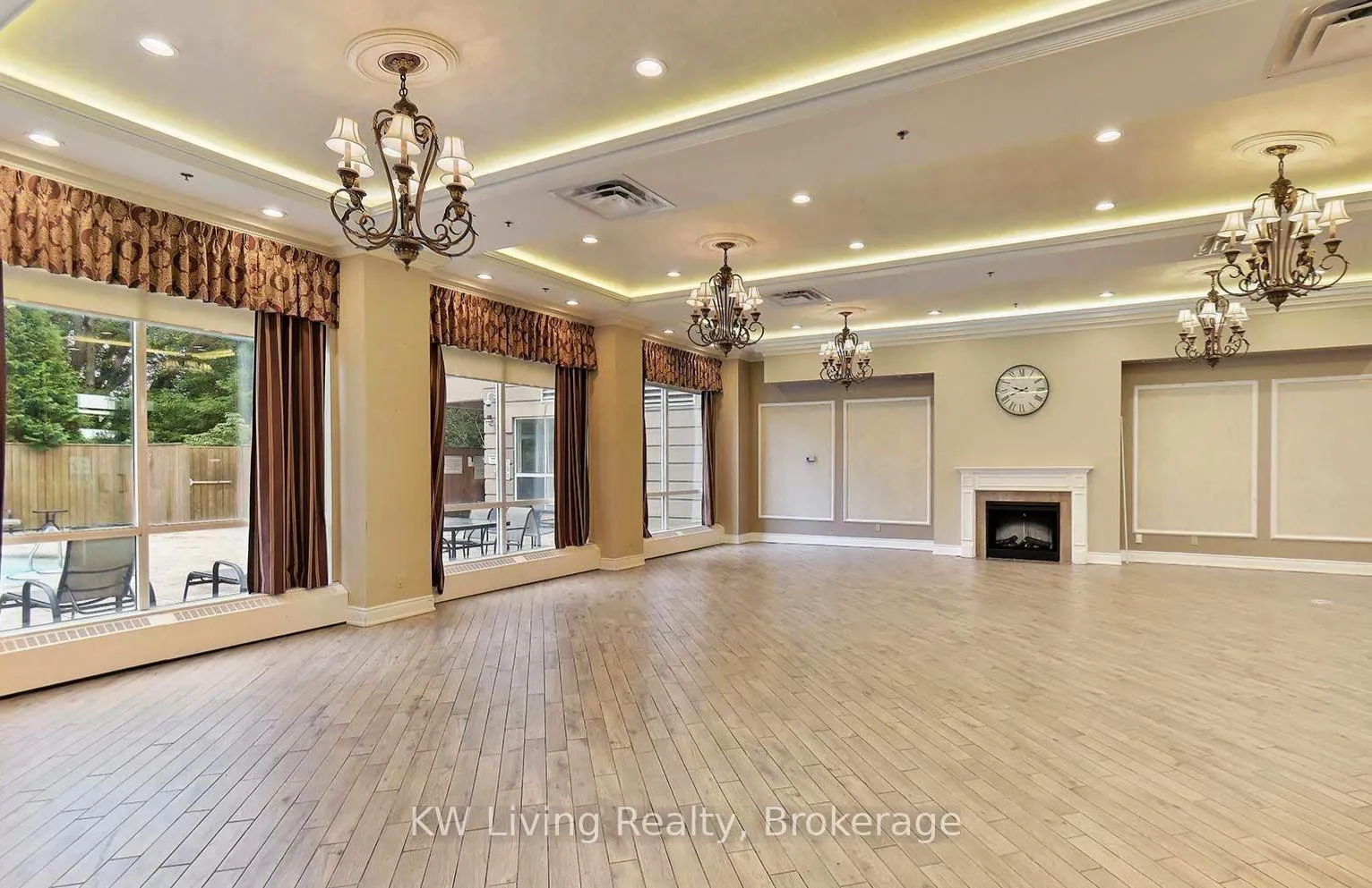 Photo 22 of Unit 617, 2 Maison Parc Court, Vaughan, Lakeview Estates — HOMEH