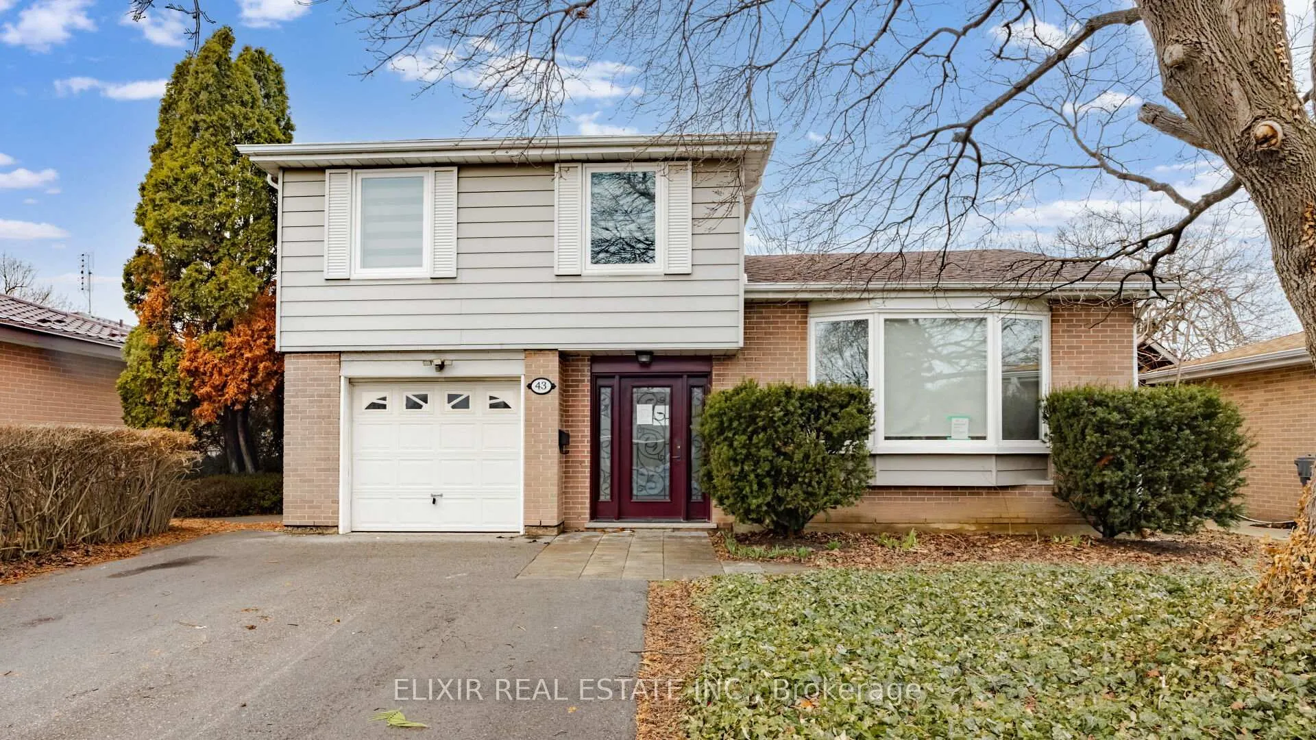 Front of 43 Bromley Crescent