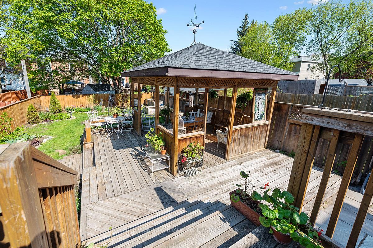 Photo 9 of 162 Chambers Street, Smiths Falls — HOMEH