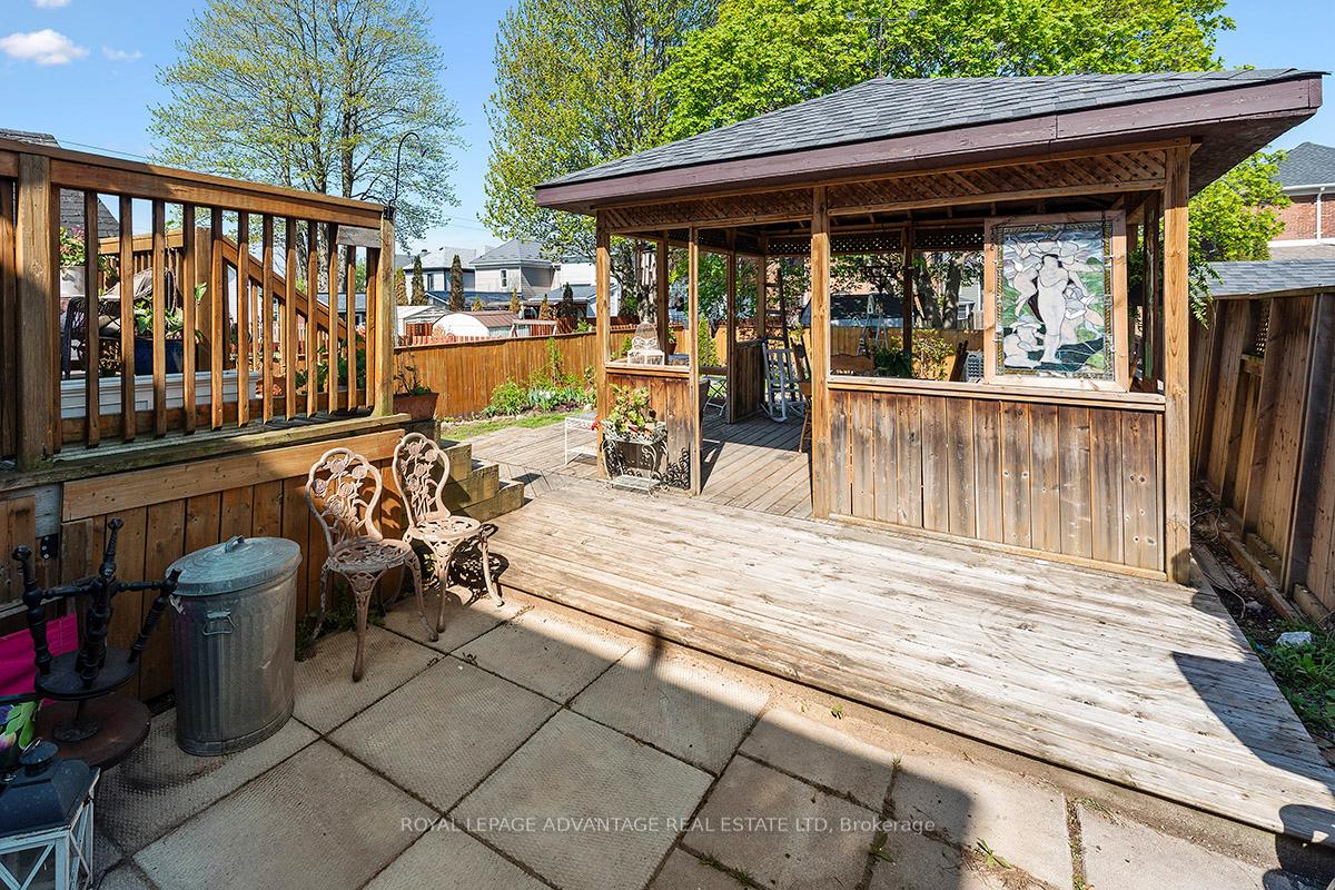 Photo 10 of 162 Chambers Street, Smiths Falls — HOMEH