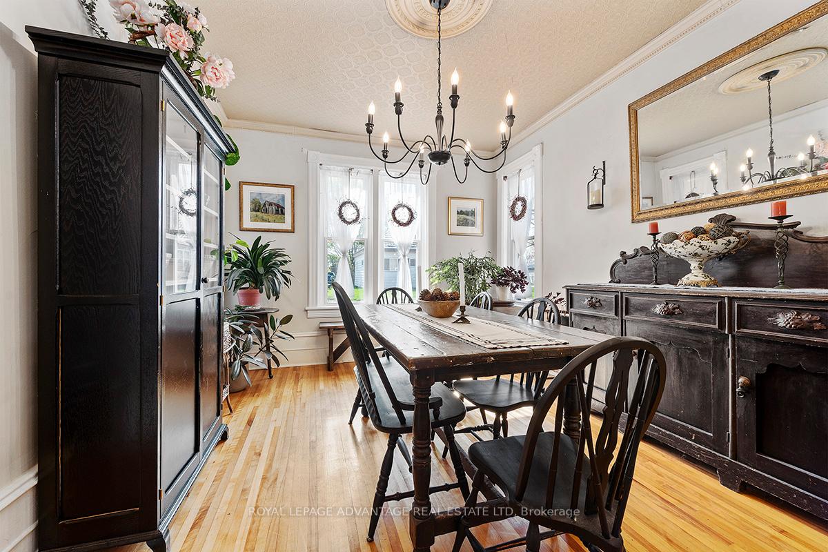 Photo 21 of 162 Chambers Street, Smiths Falls — HOMEH