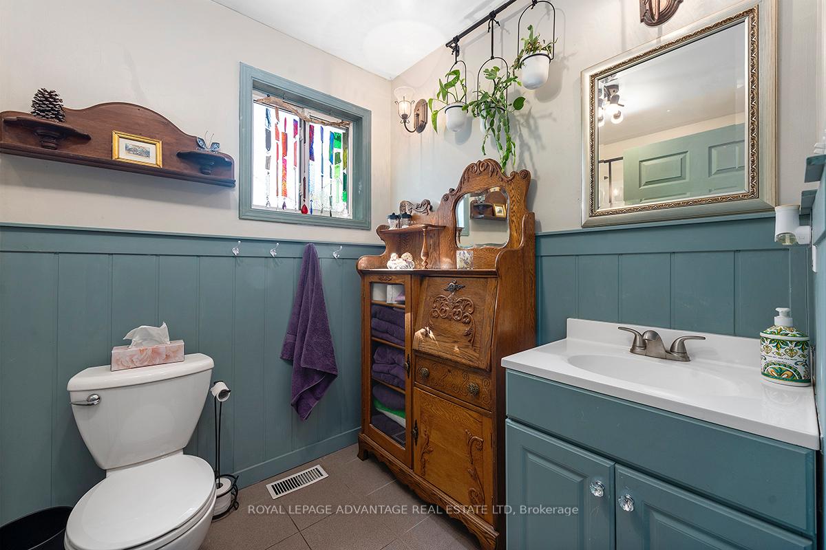 Photo 31 of 162 Chambers Street, Smiths Falls — HOMEH