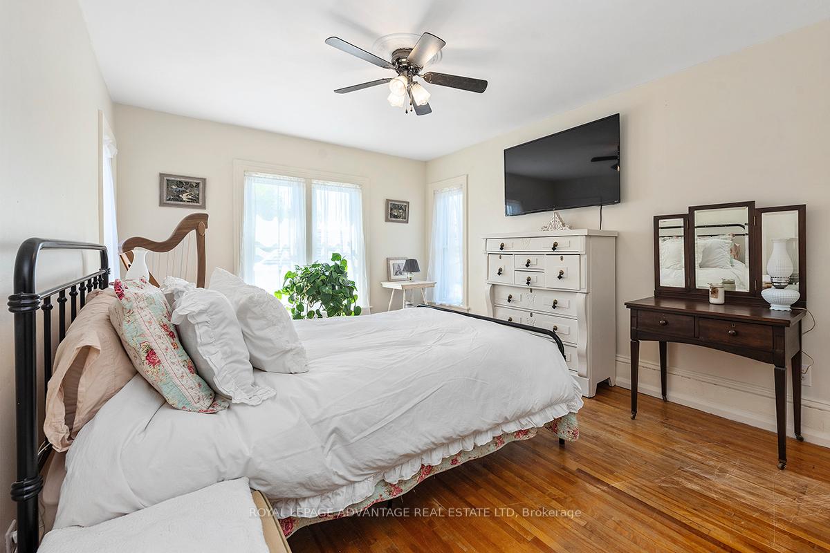 Photo 40 of 162 Chambers Street, Smiths Falls — HOMEH