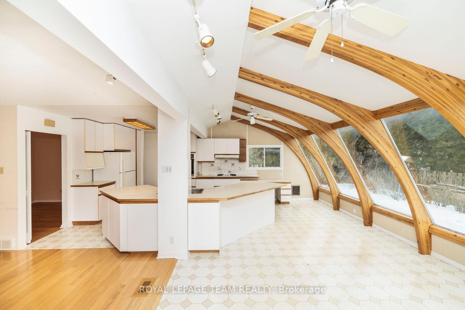 Photo 11 of 15 Glendenning Drive, Ottawa, Arlington Woods — HOMEH