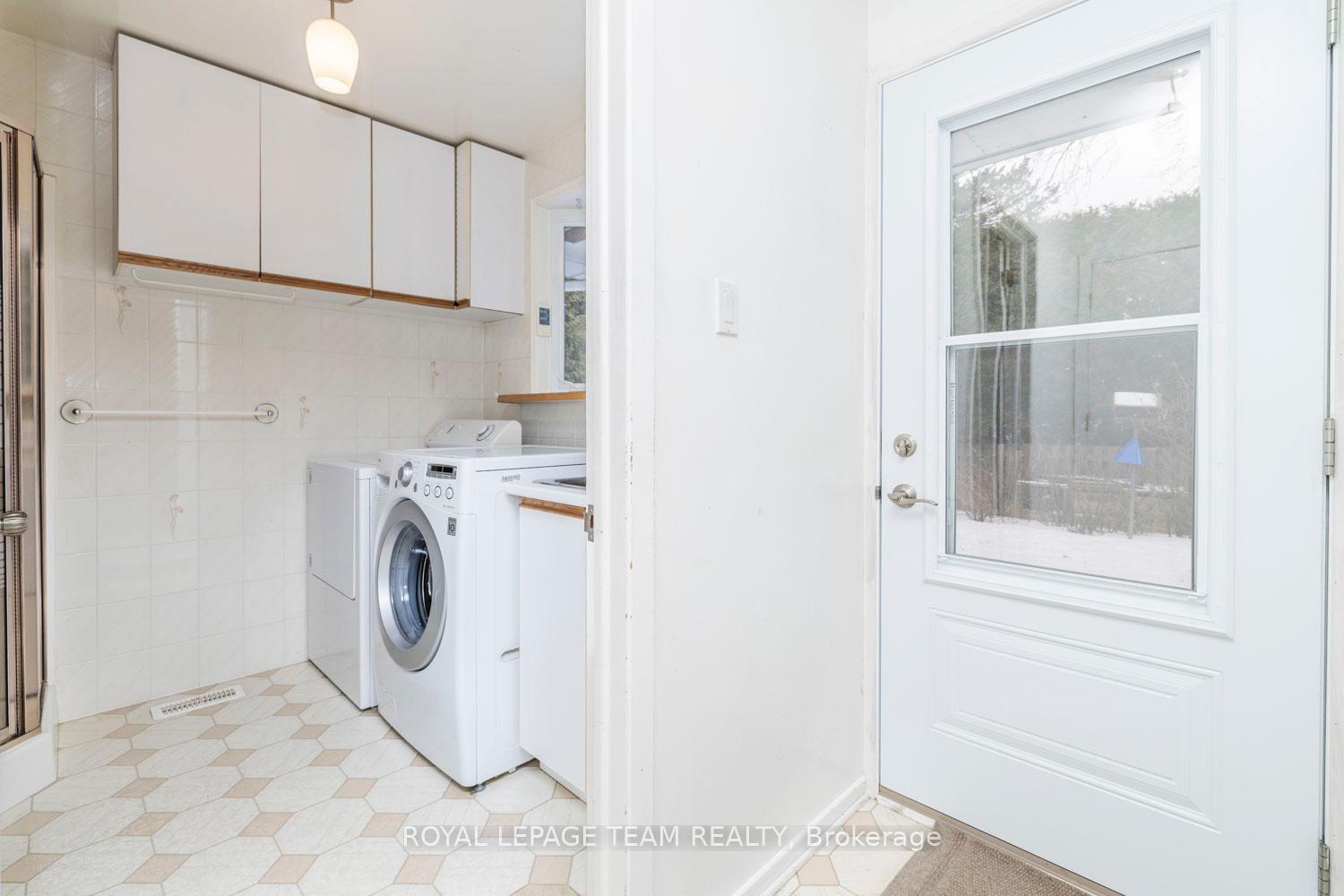Photo 17 of 15 Glendenning Drive, Ottawa, Arlington Woods — HOMEH