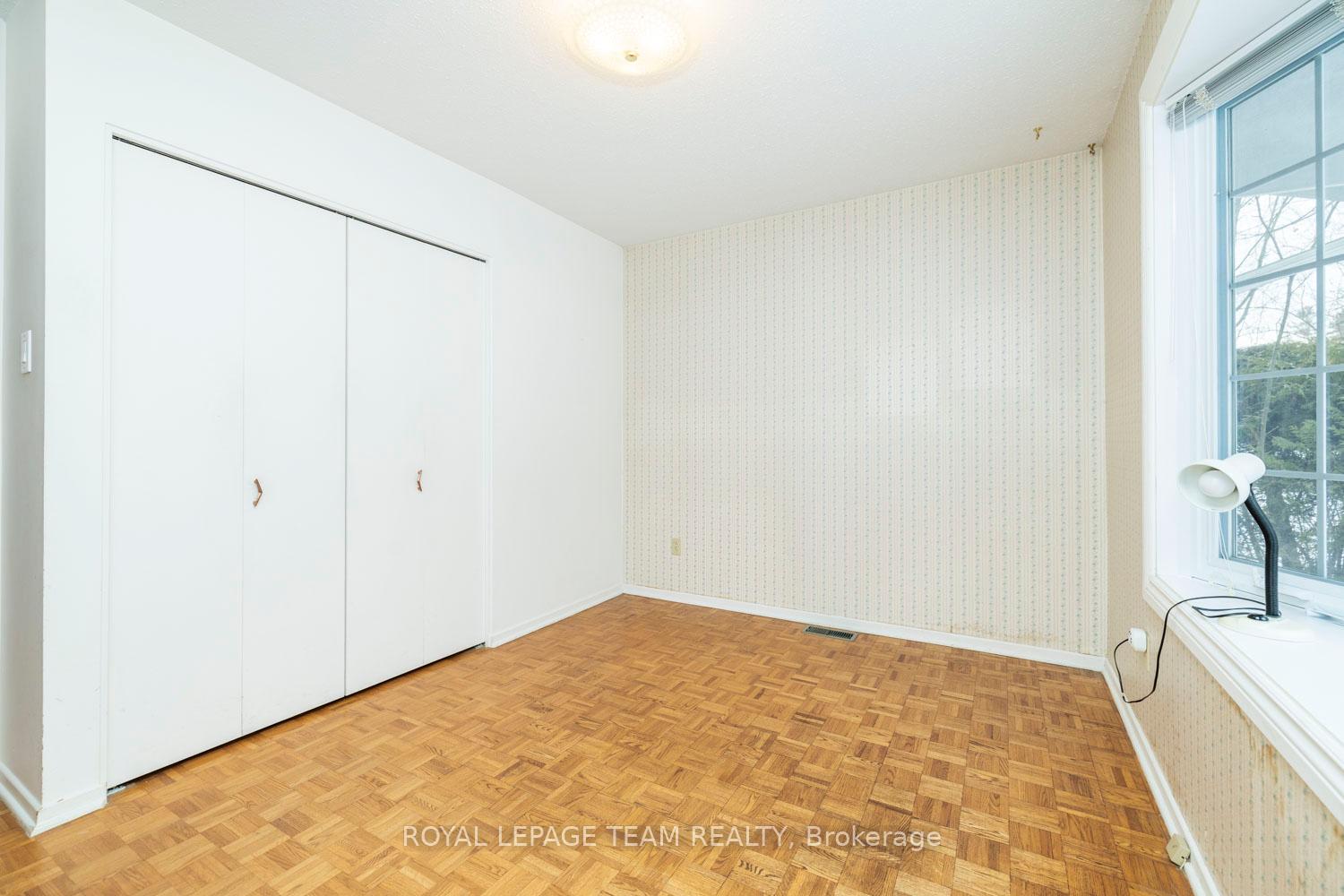 Photo 25 of 15 Glendenning Drive, Ottawa, Arlington Woods — HOMEH