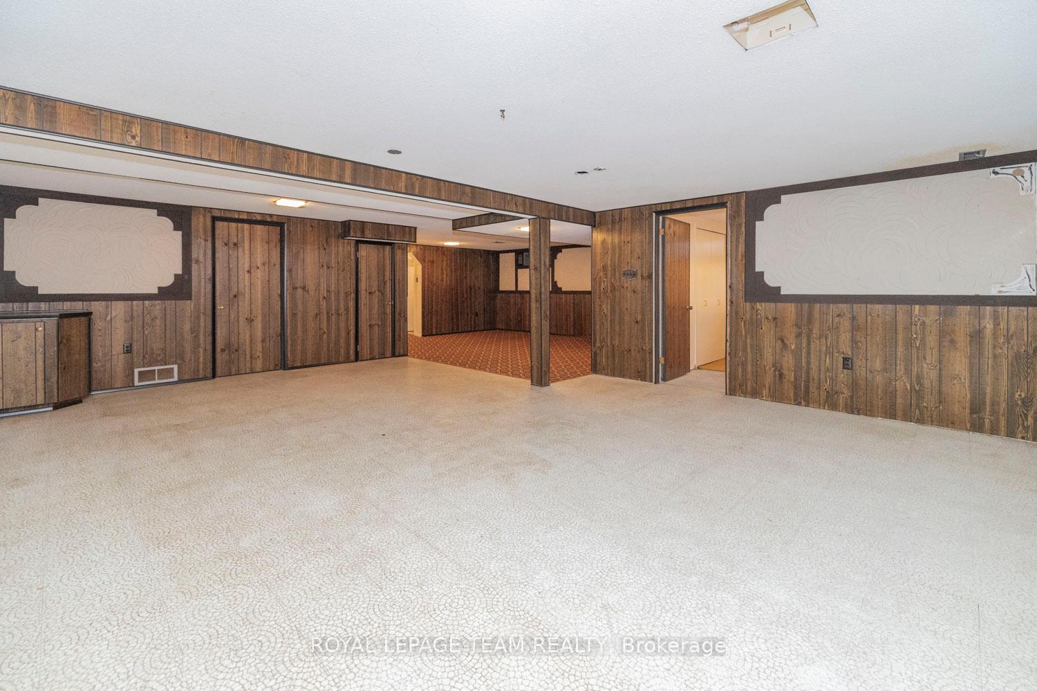 Photo 34 of 15 Glendenning Drive, Ottawa, Arlington Woods — HOMEH